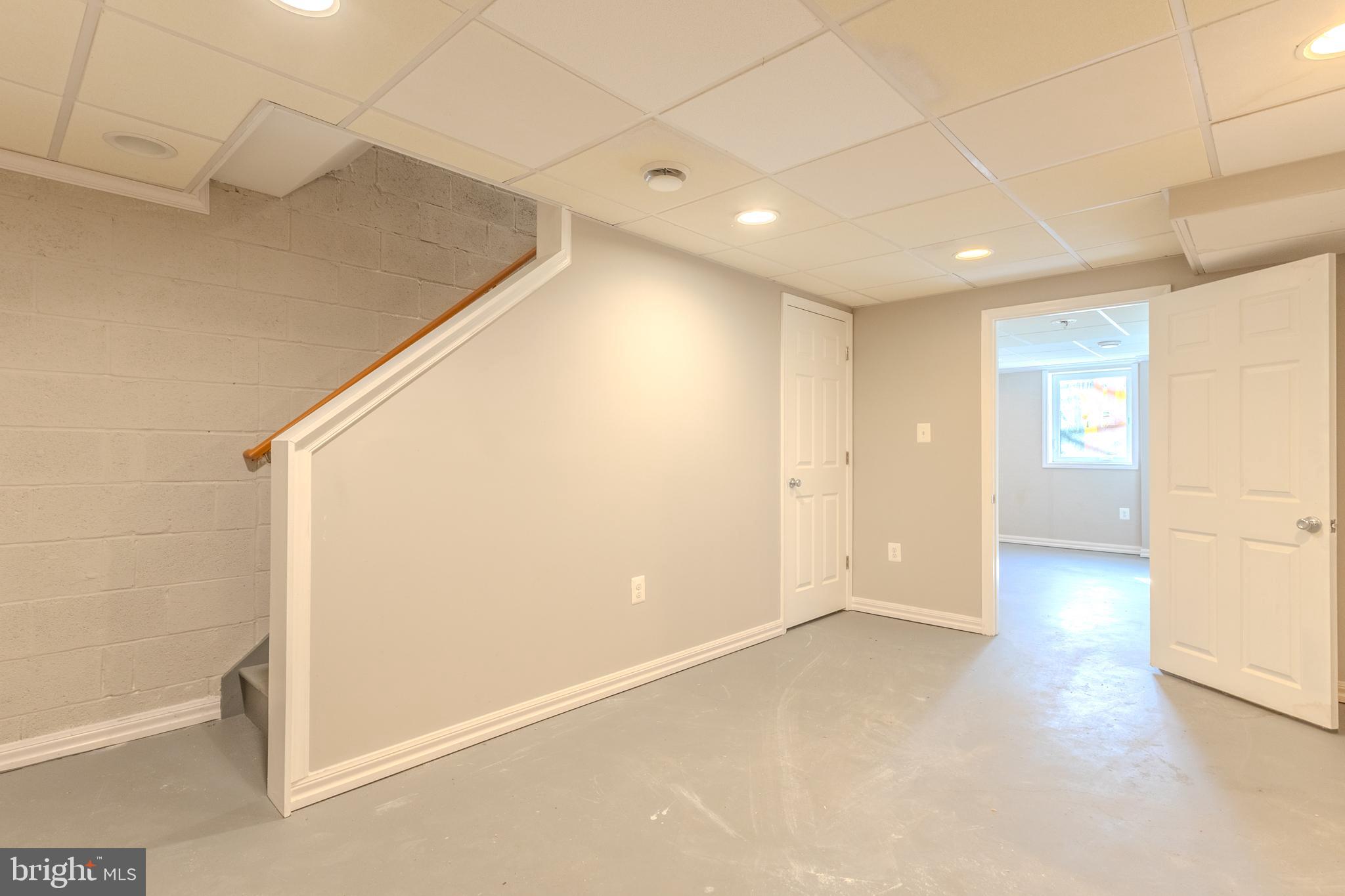 OLDE MILL CONDO - Residential