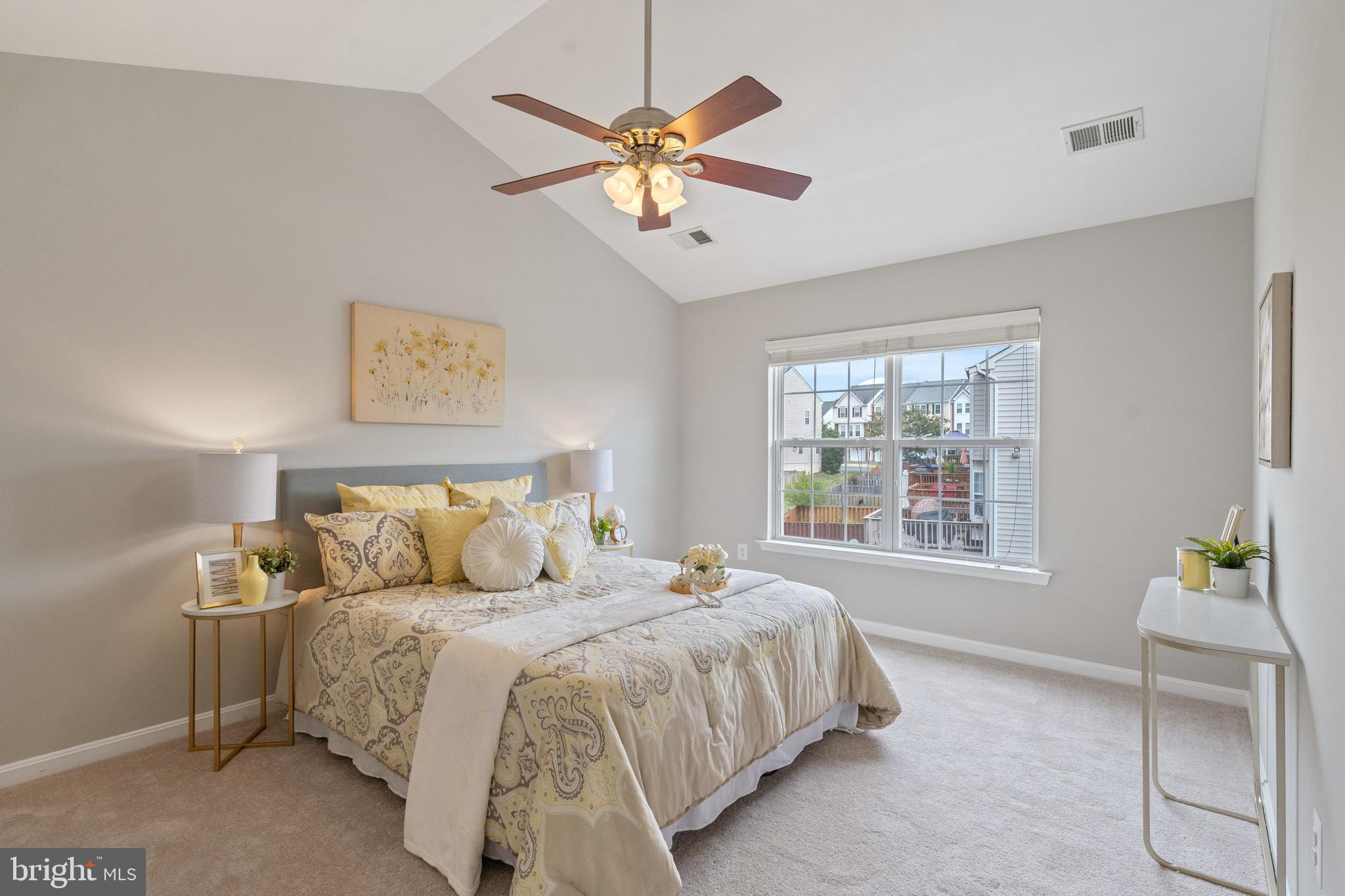 POTOMAC CROSSING - Residential