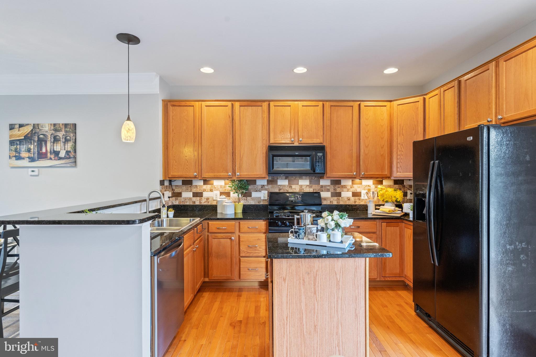 POTOMAC CROSSING - Residential