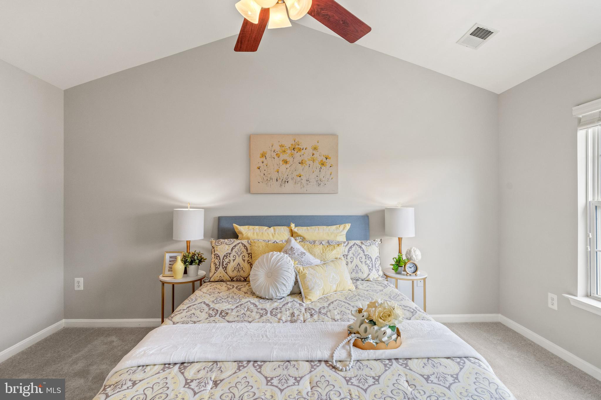 POTOMAC CROSSING - Residential