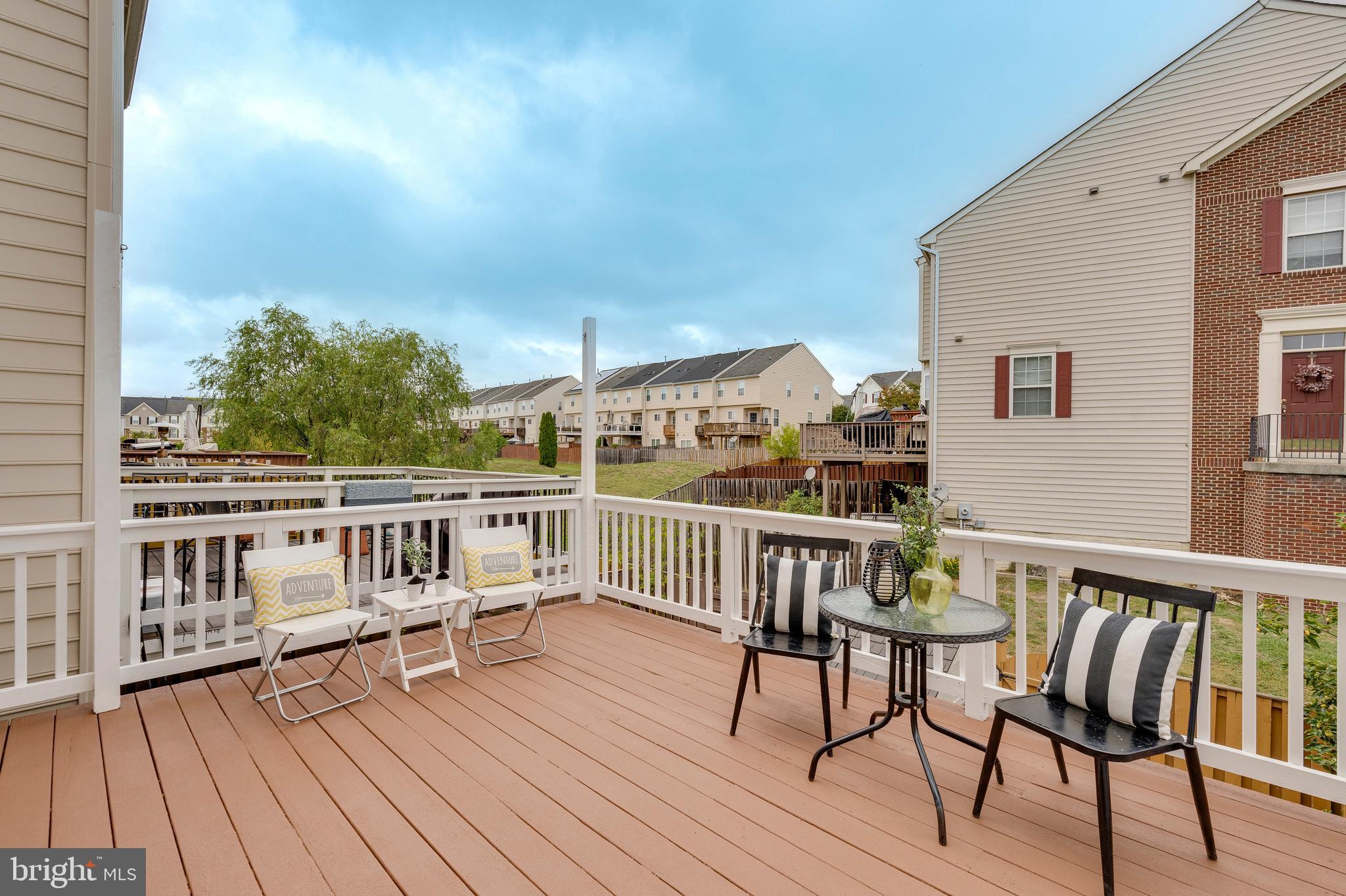 POTOMAC CROSSING - Residential