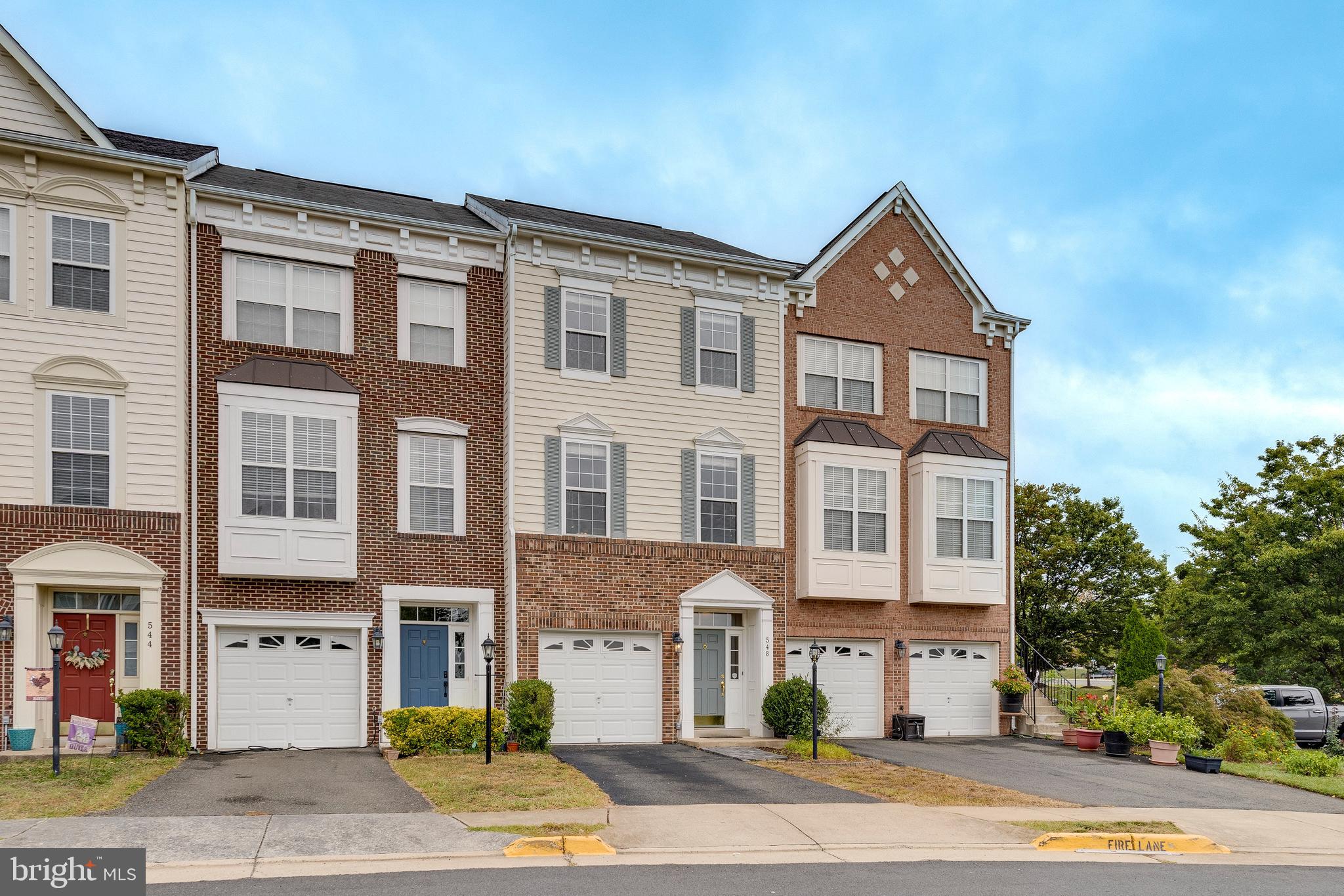 POTOMAC CROSSING - Residential