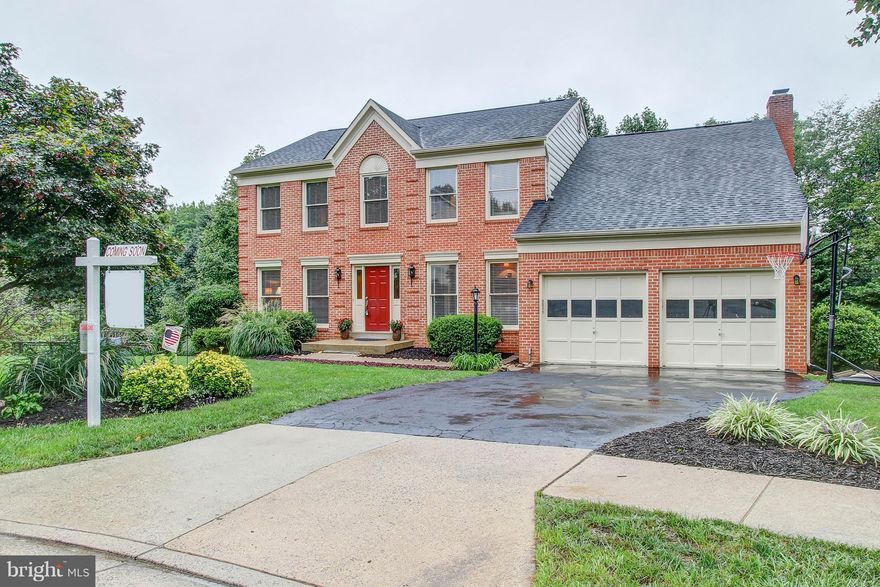 Stunning updated Colonial on pvt cul-de-sac in LRR! The space you need & privacy you want w/rear view backing to trees. W/O LL w/bedroom, full bath, huge rec rm, storage & more! Spacious main lvl w/separate dining rm, family rm, formal LR, office, powder rm, updated kitch w/bfast rm. UL includes 4 large beds, spacious mstr ste w/dual sink, sep bath/shower. Huge deck, 2 car garage, flat driveway!