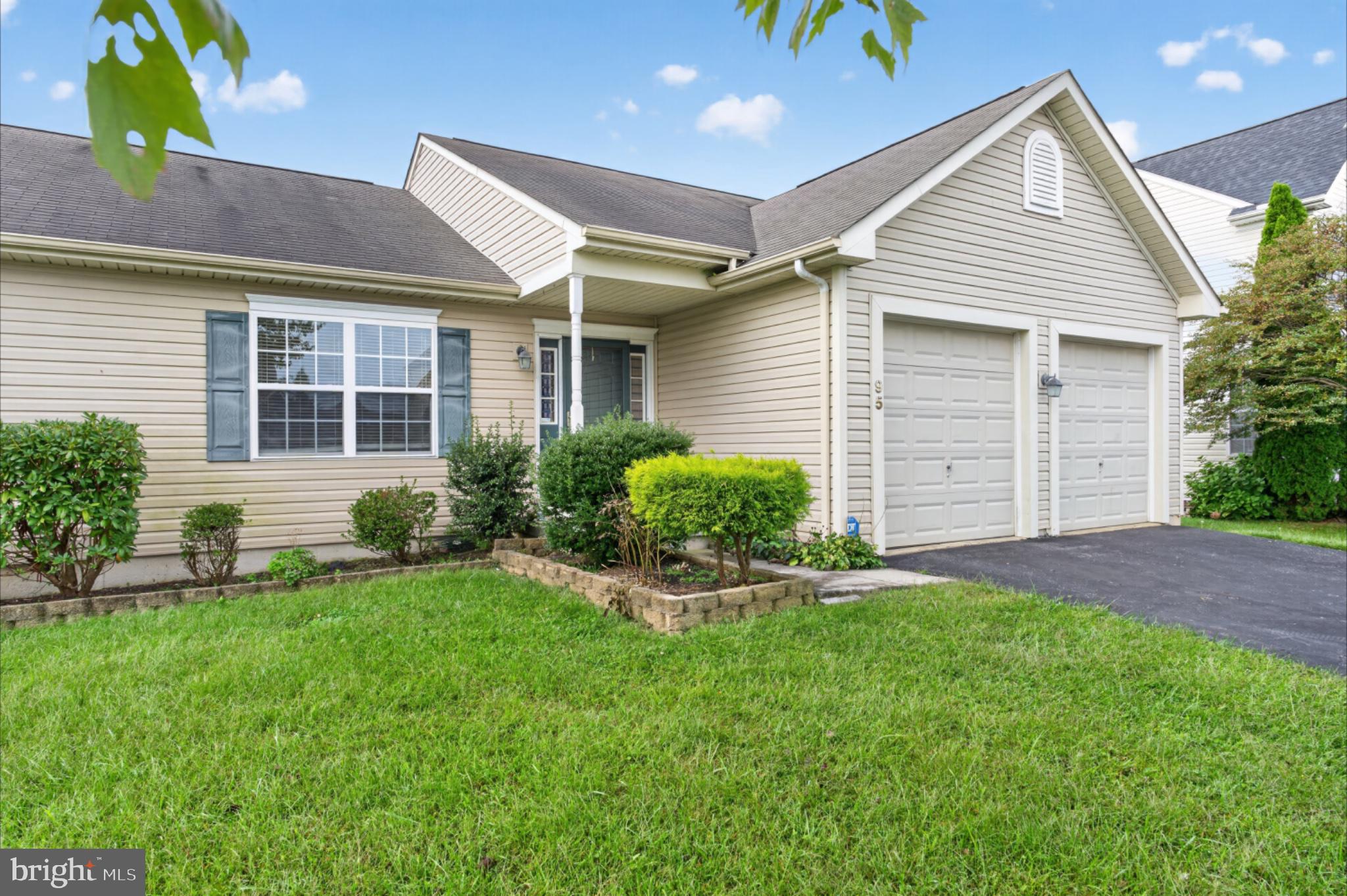 95 GRAYTON DRIVE