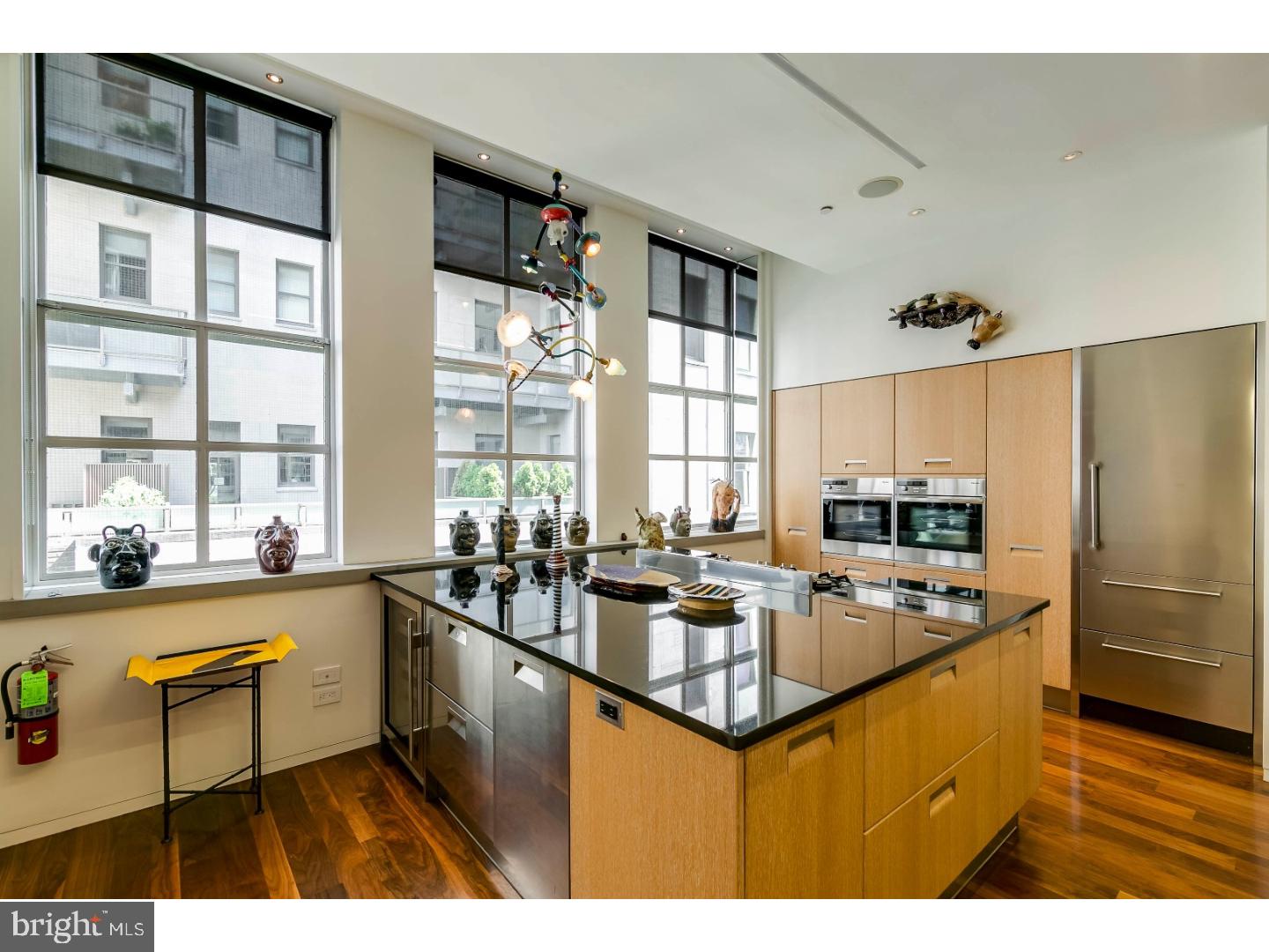 WASHINGTON SQ - Residential