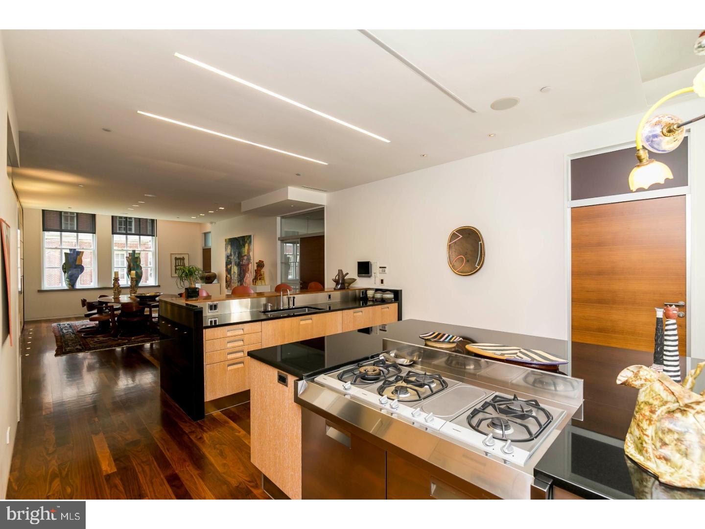 WASHINGTON SQ - Residential