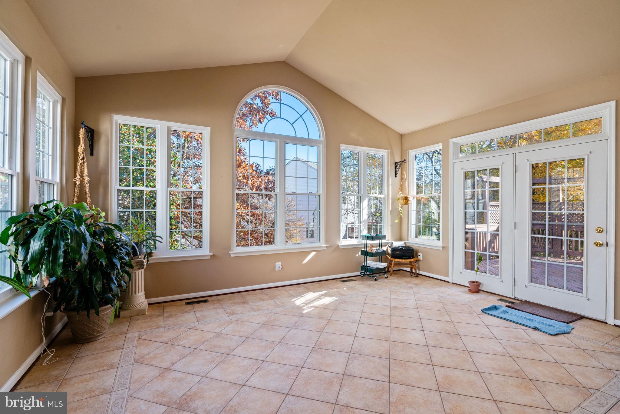 POTOMAC STATION - Residential