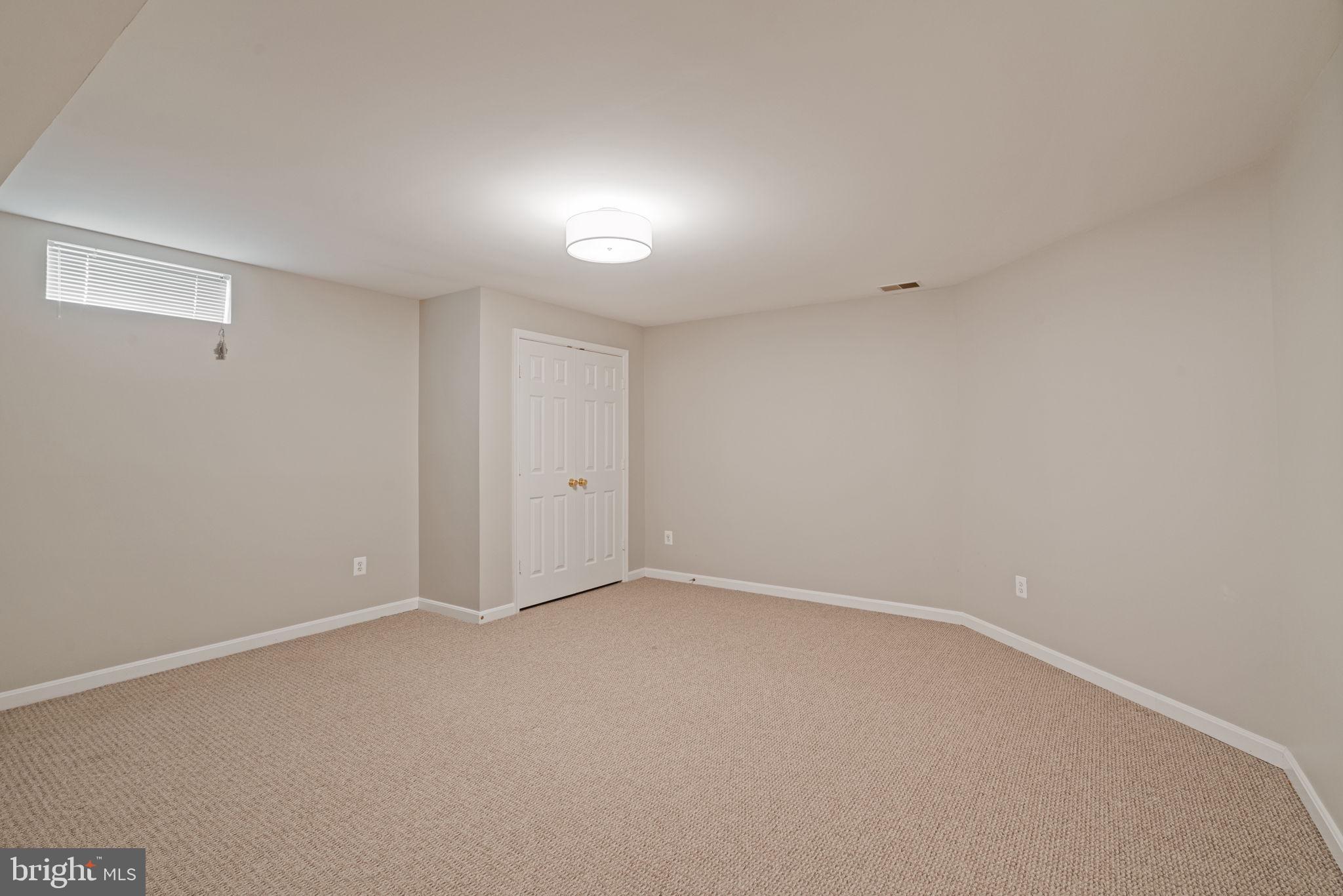 POTOMAC STATION - Residential