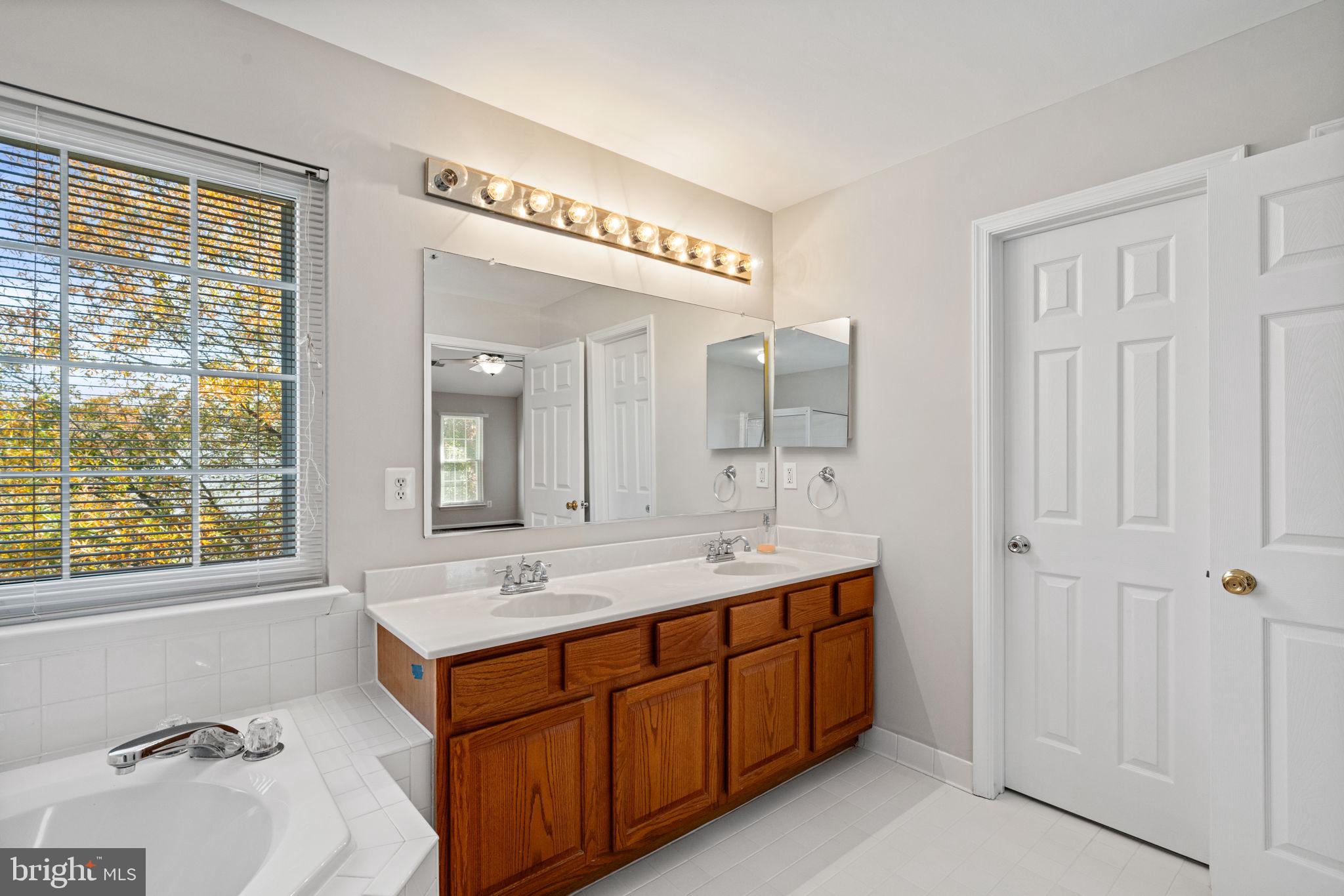 POTOMAC STATION - Residential