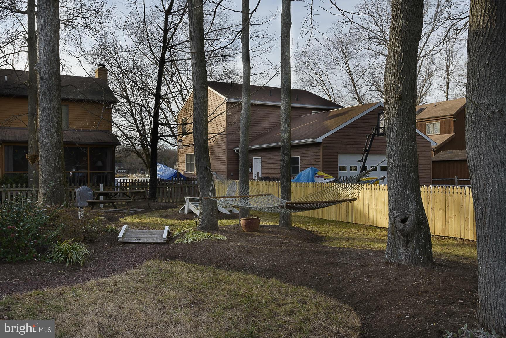 MIMOSA COVE - Residential