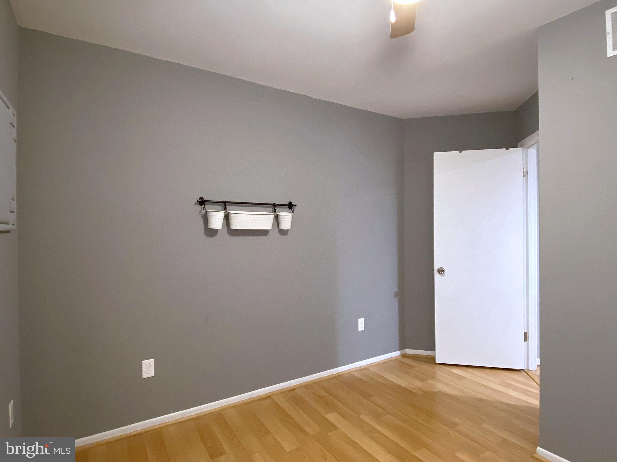 LODGE FOREST MANOR - Residential