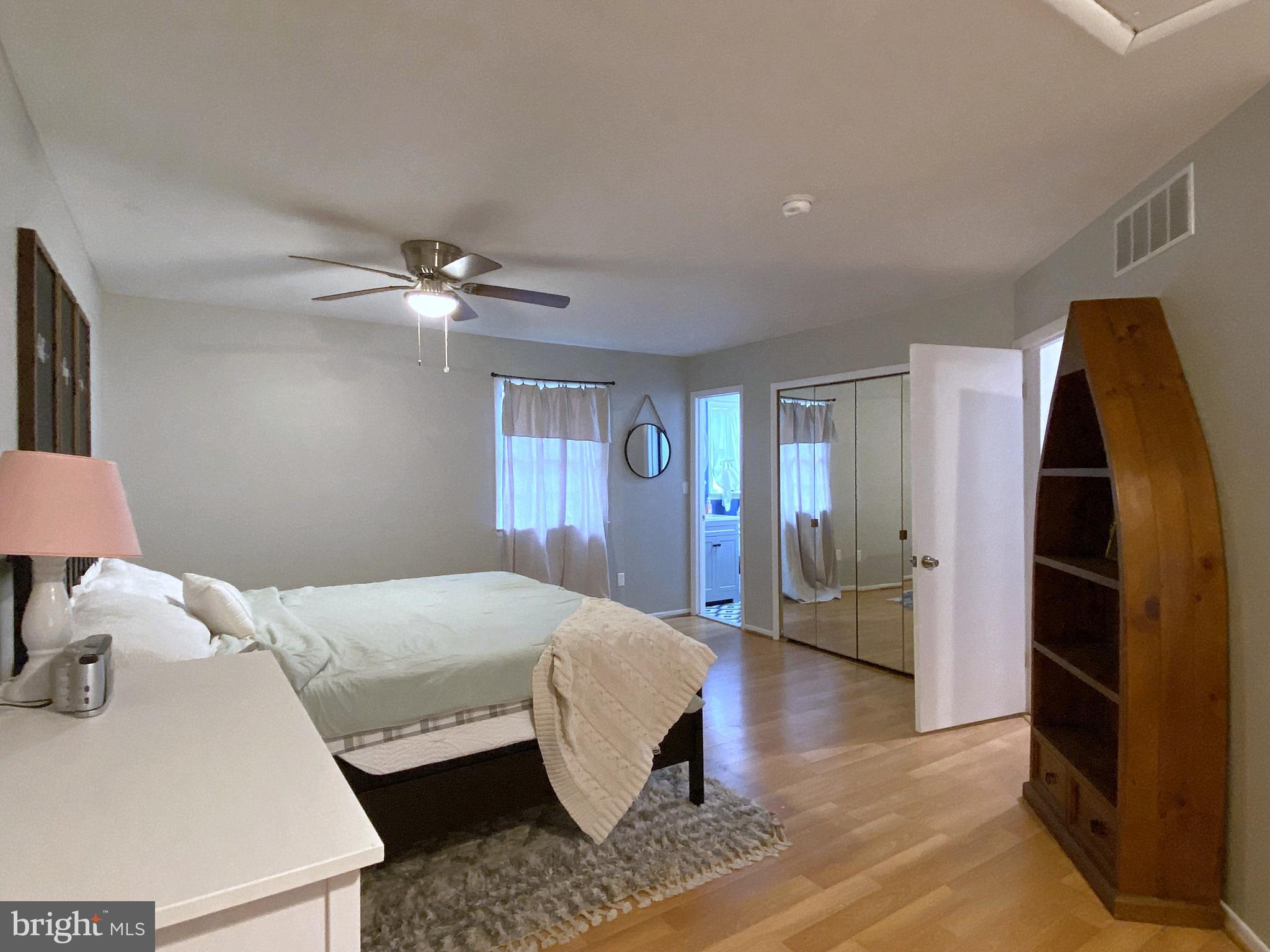 LODGE FOREST MANOR - Residential