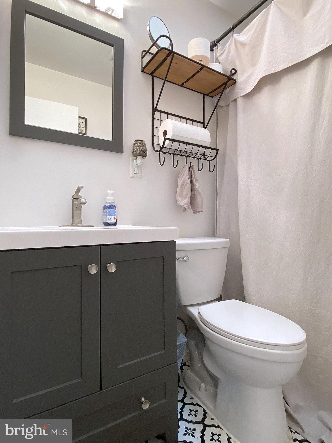 LODGE FOREST MANOR - Residential