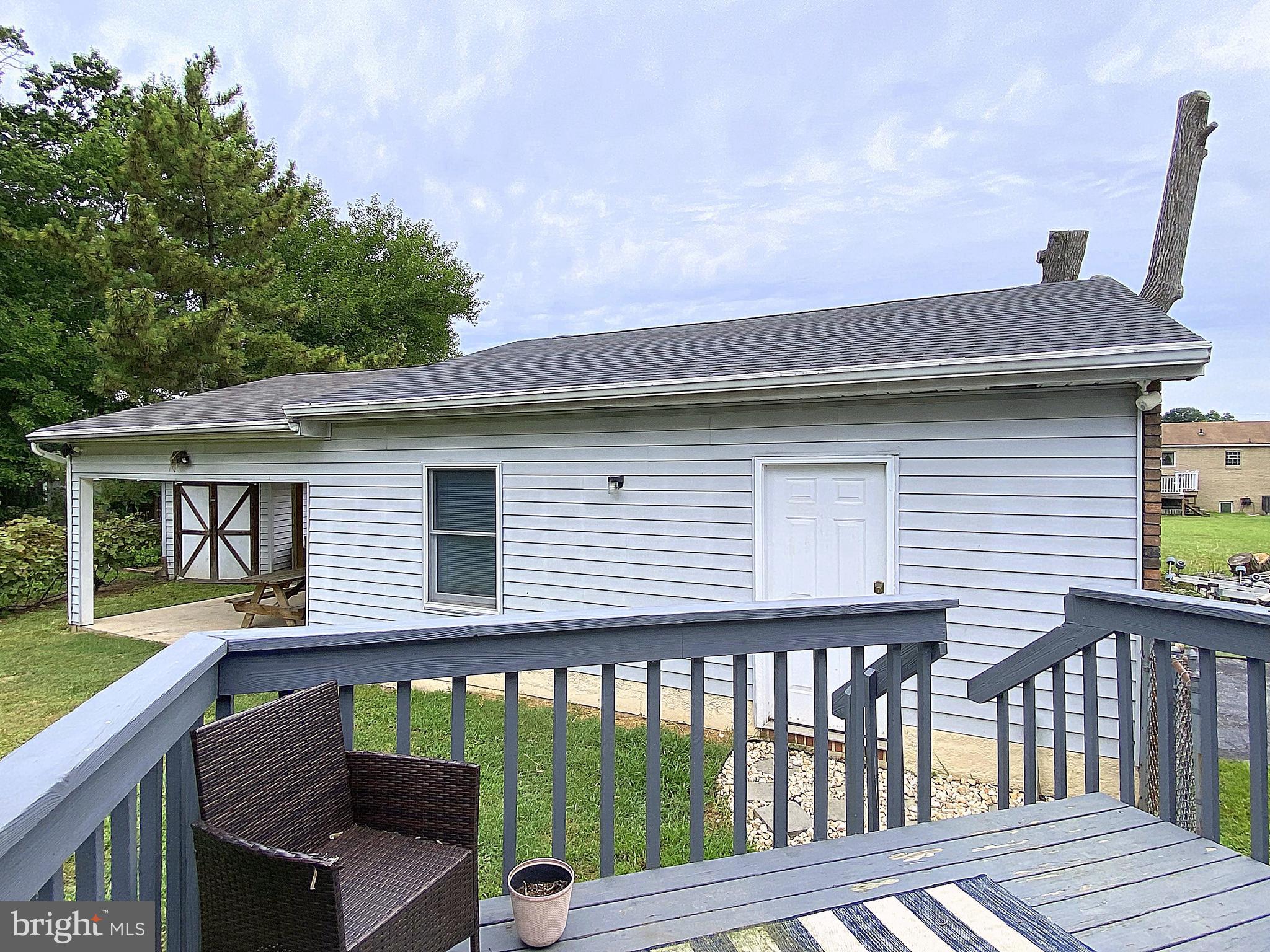 LODGE FOREST MANOR - Residential