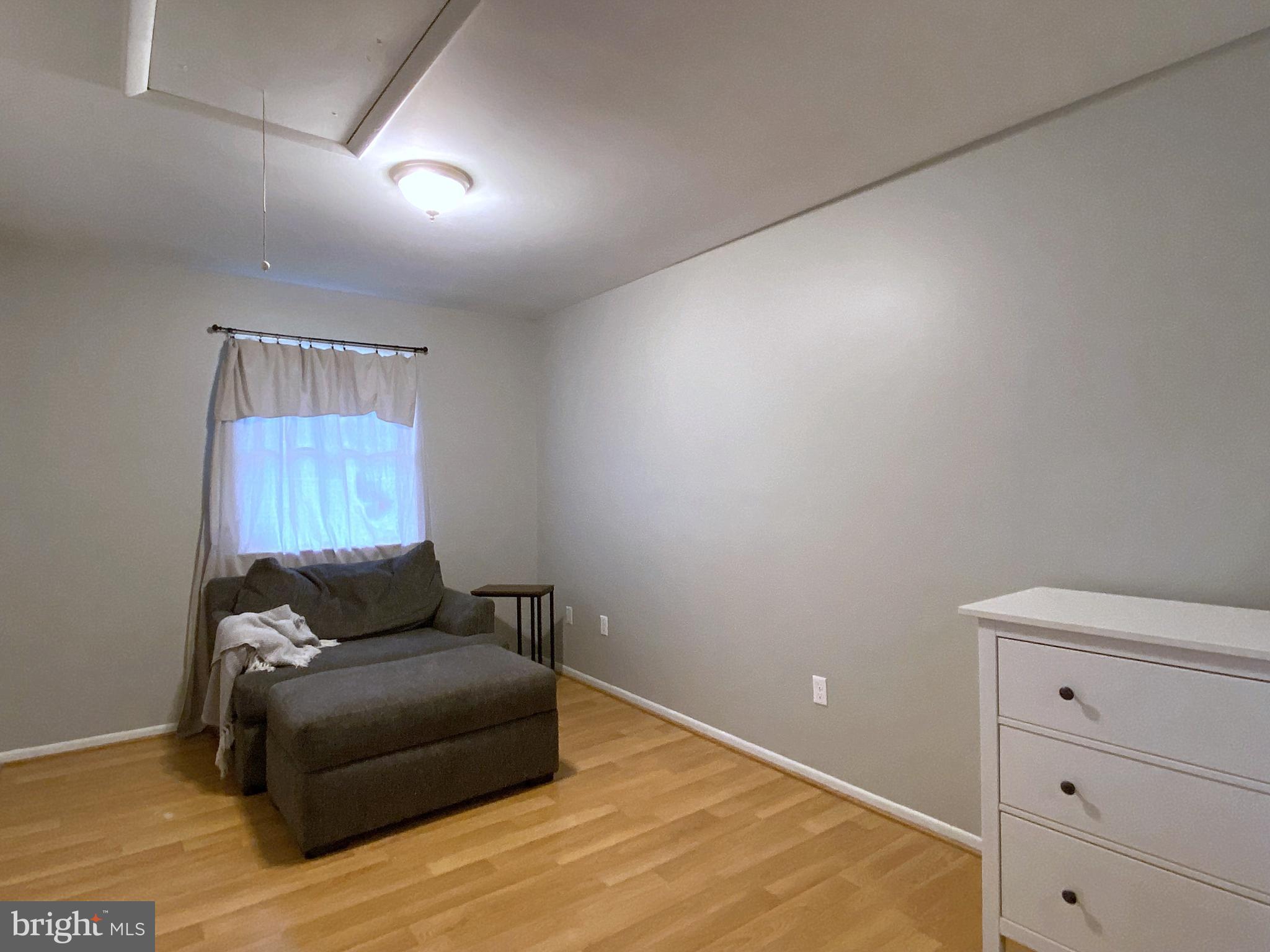 LODGE FOREST MANOR - Residential