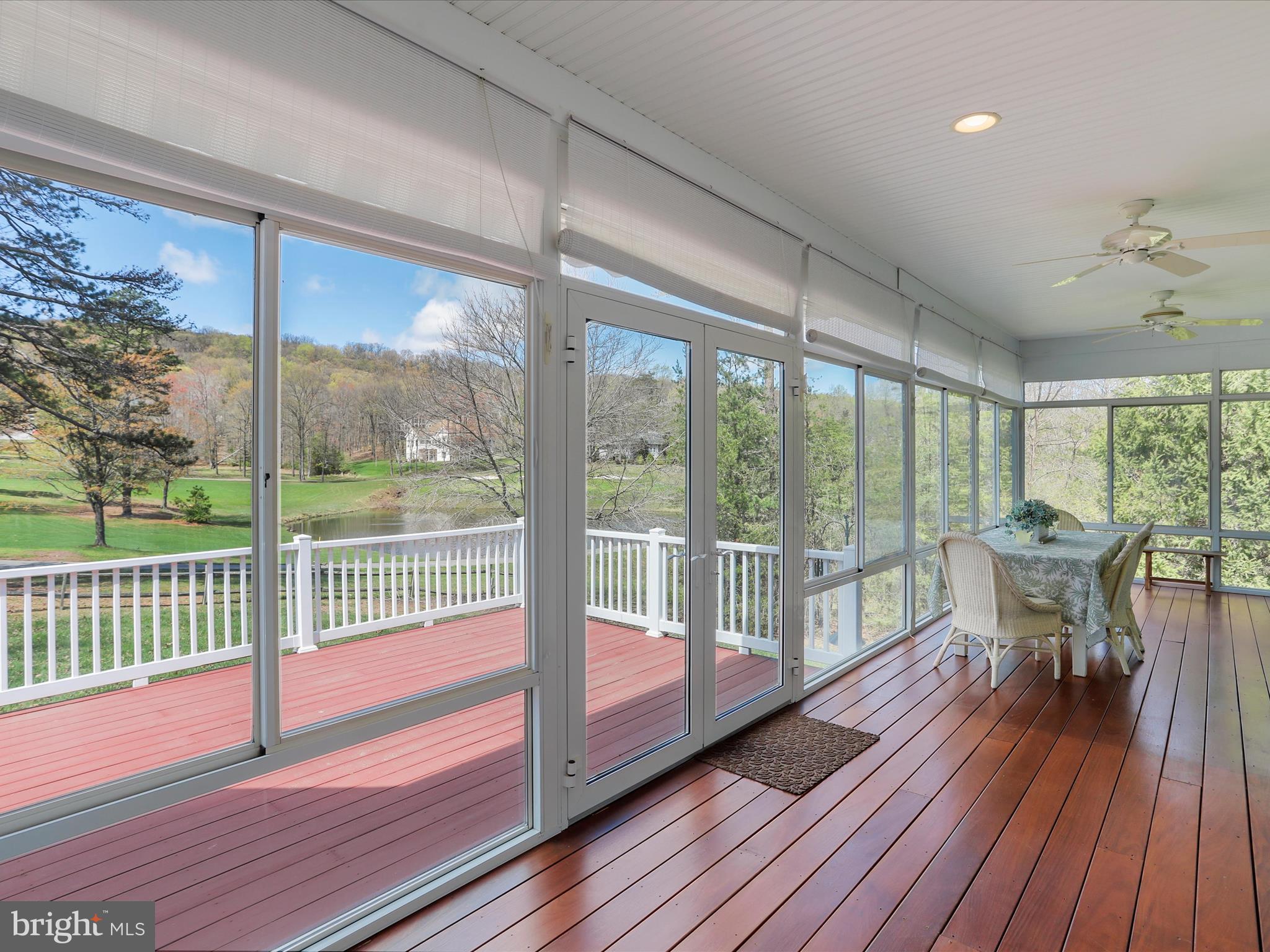 THE WOODS - Residential