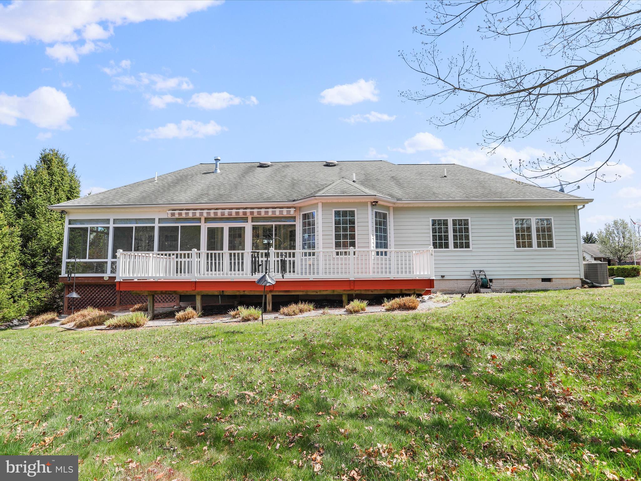 THE WOODS - Residential