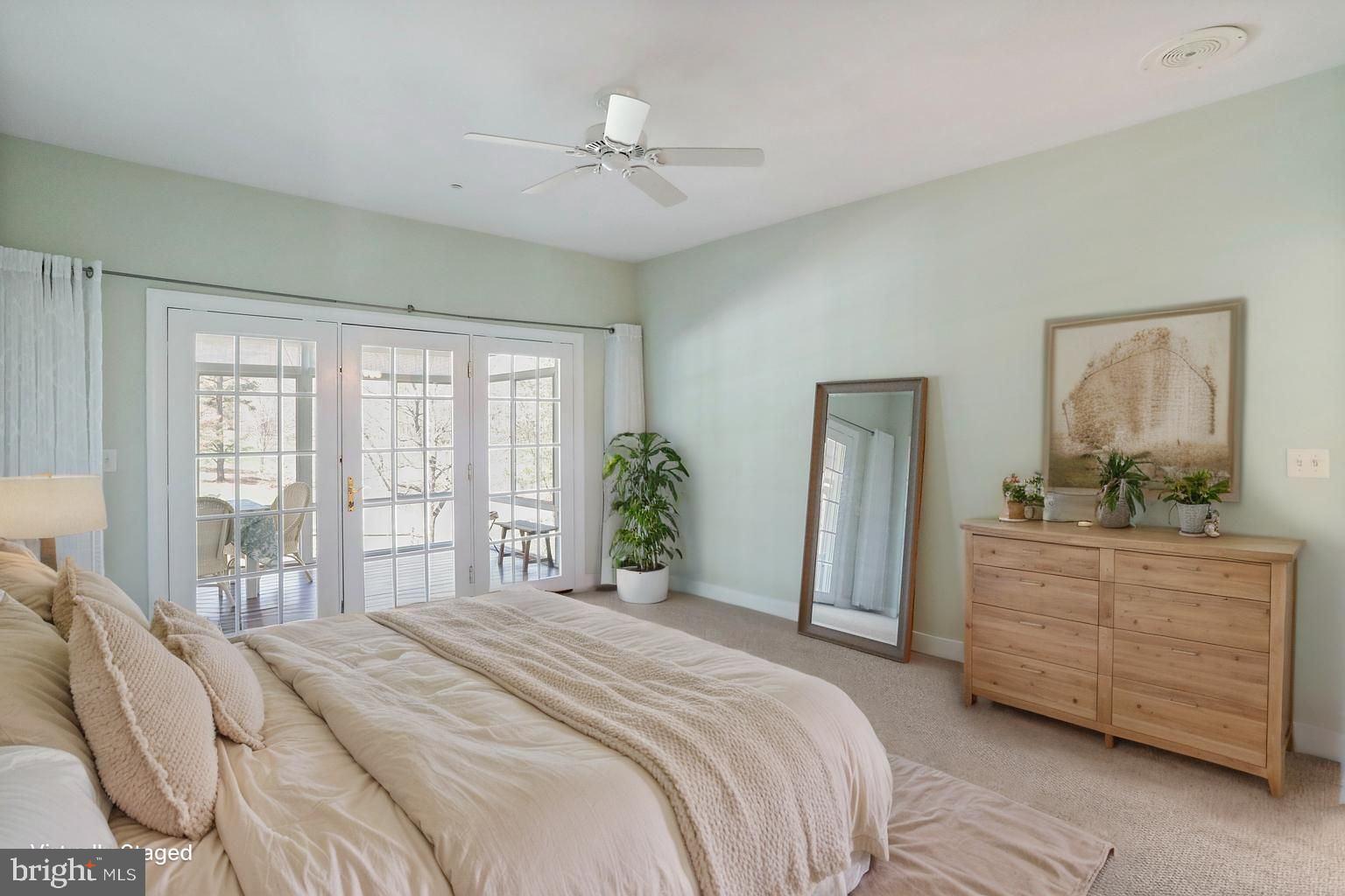 THE WOODS - Residential