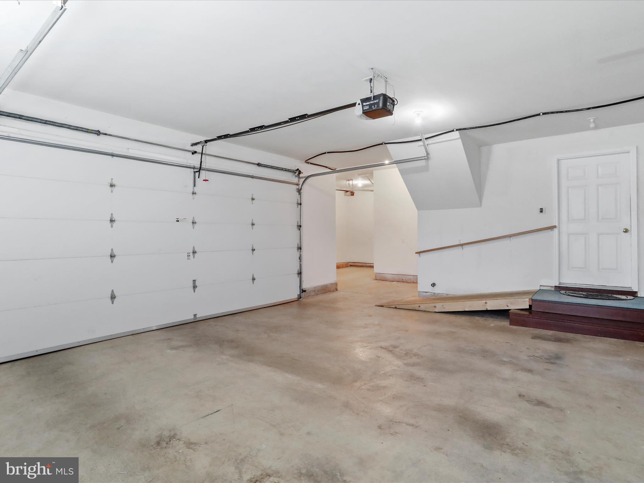 THE WOODS - Residential