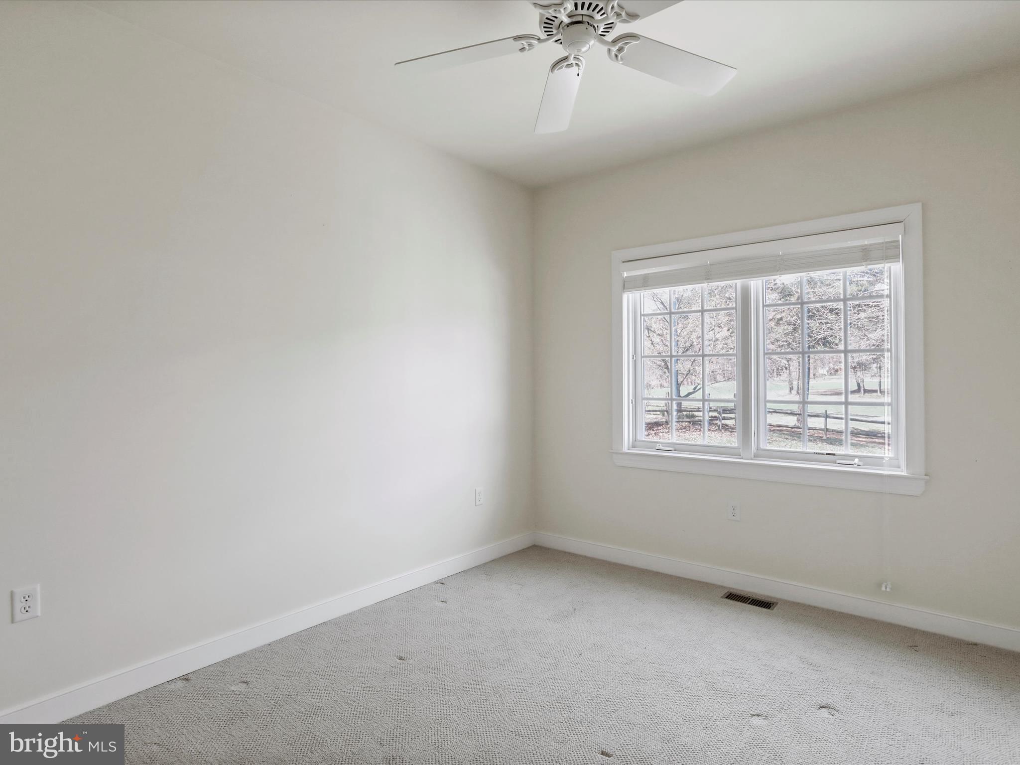 THE WOODS - Residential