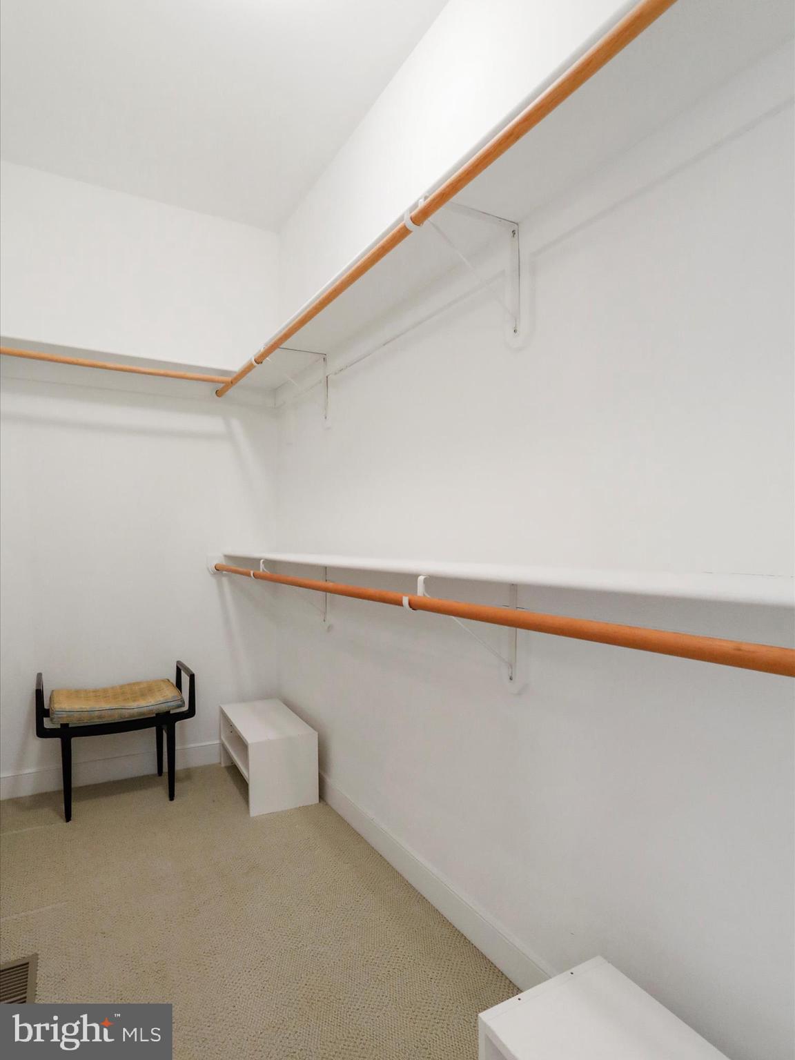 THE WOODS - Residential