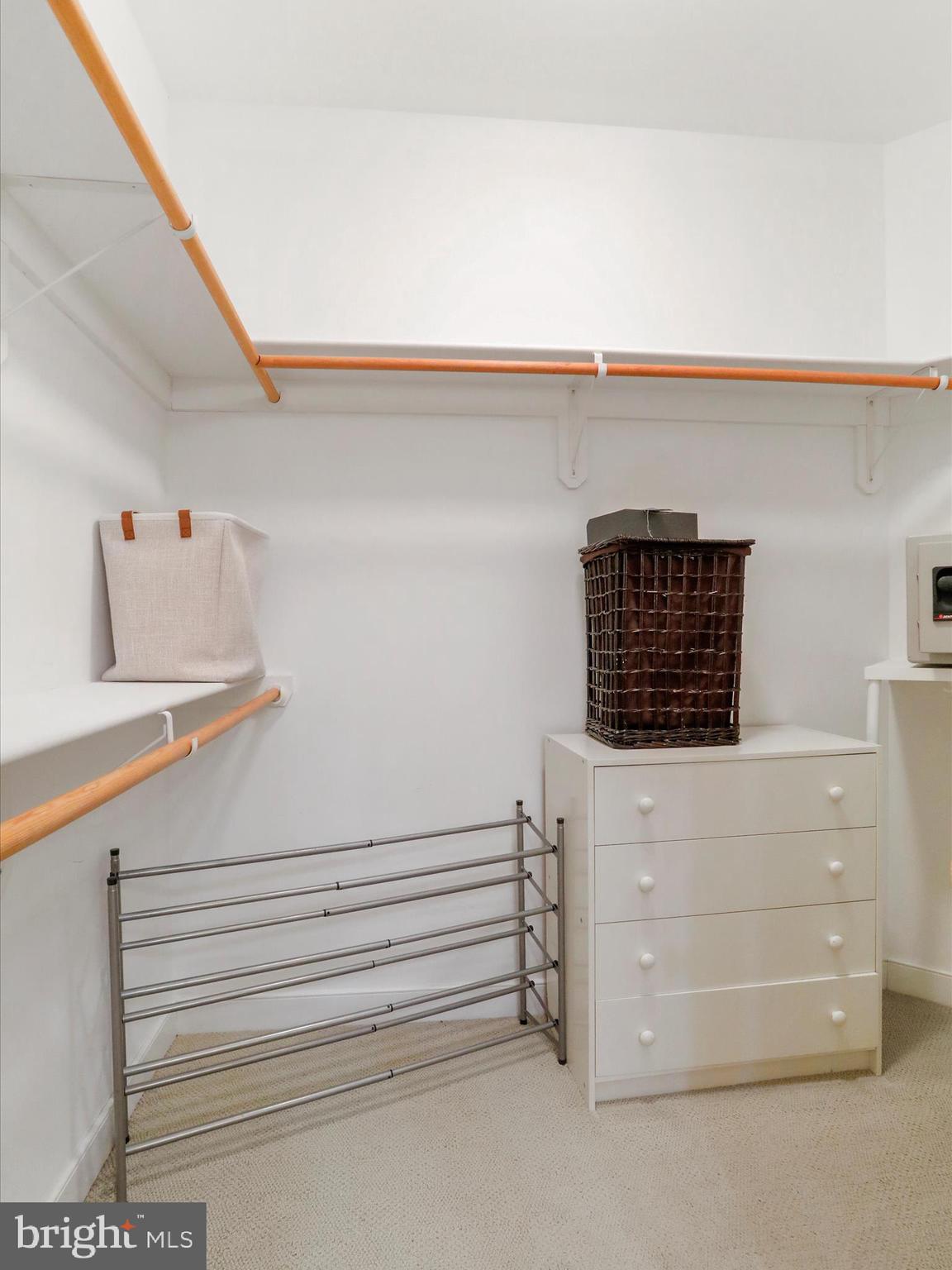 THE WOODS - Residential