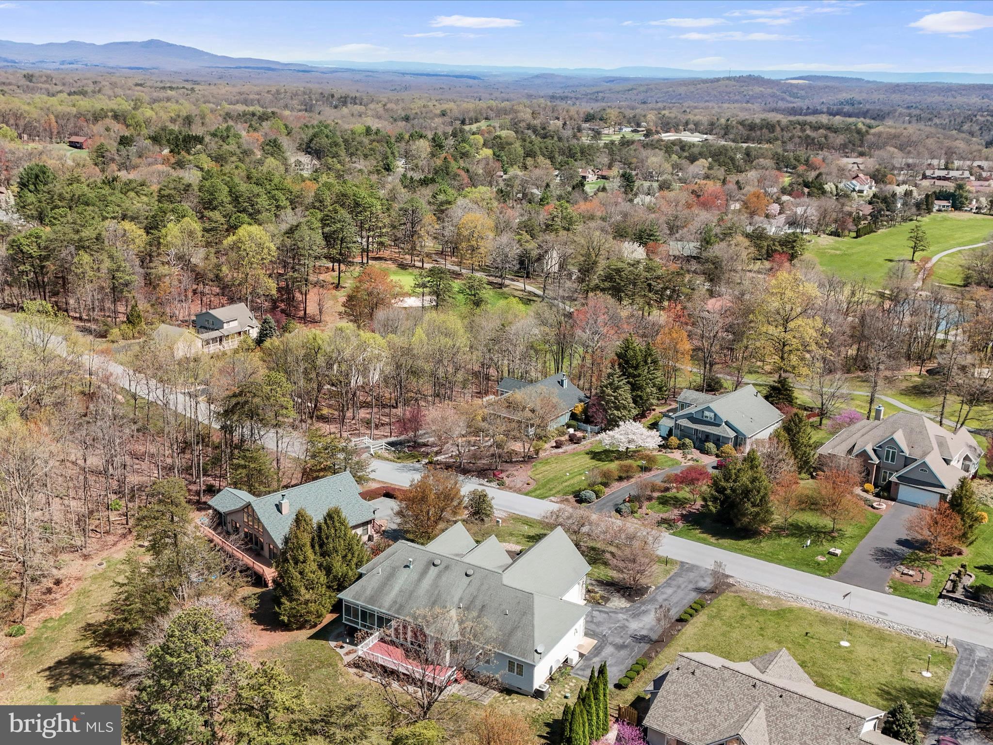 THE WOODS - Residential