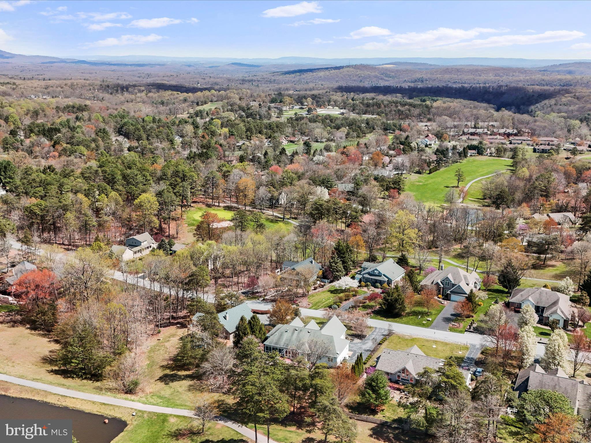 THE WOODS - Residential