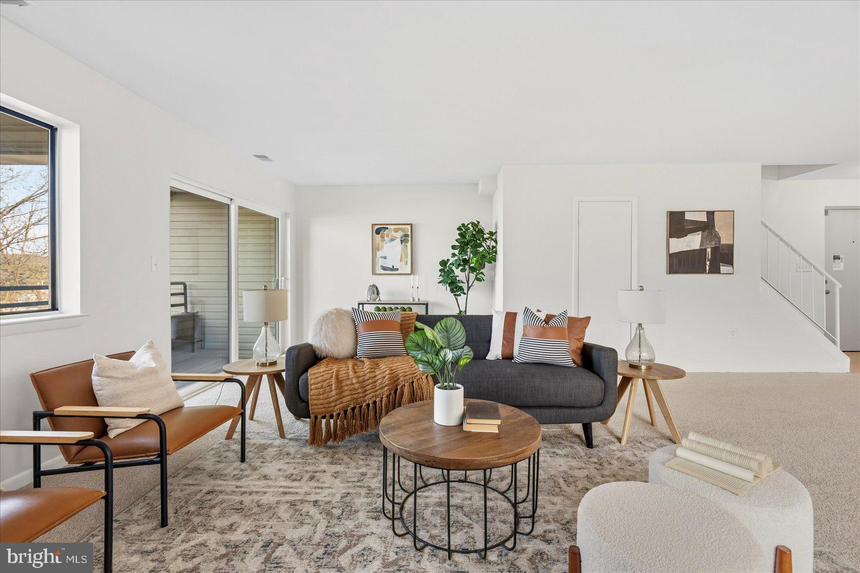 LODGE AT MCDONGH - Residential