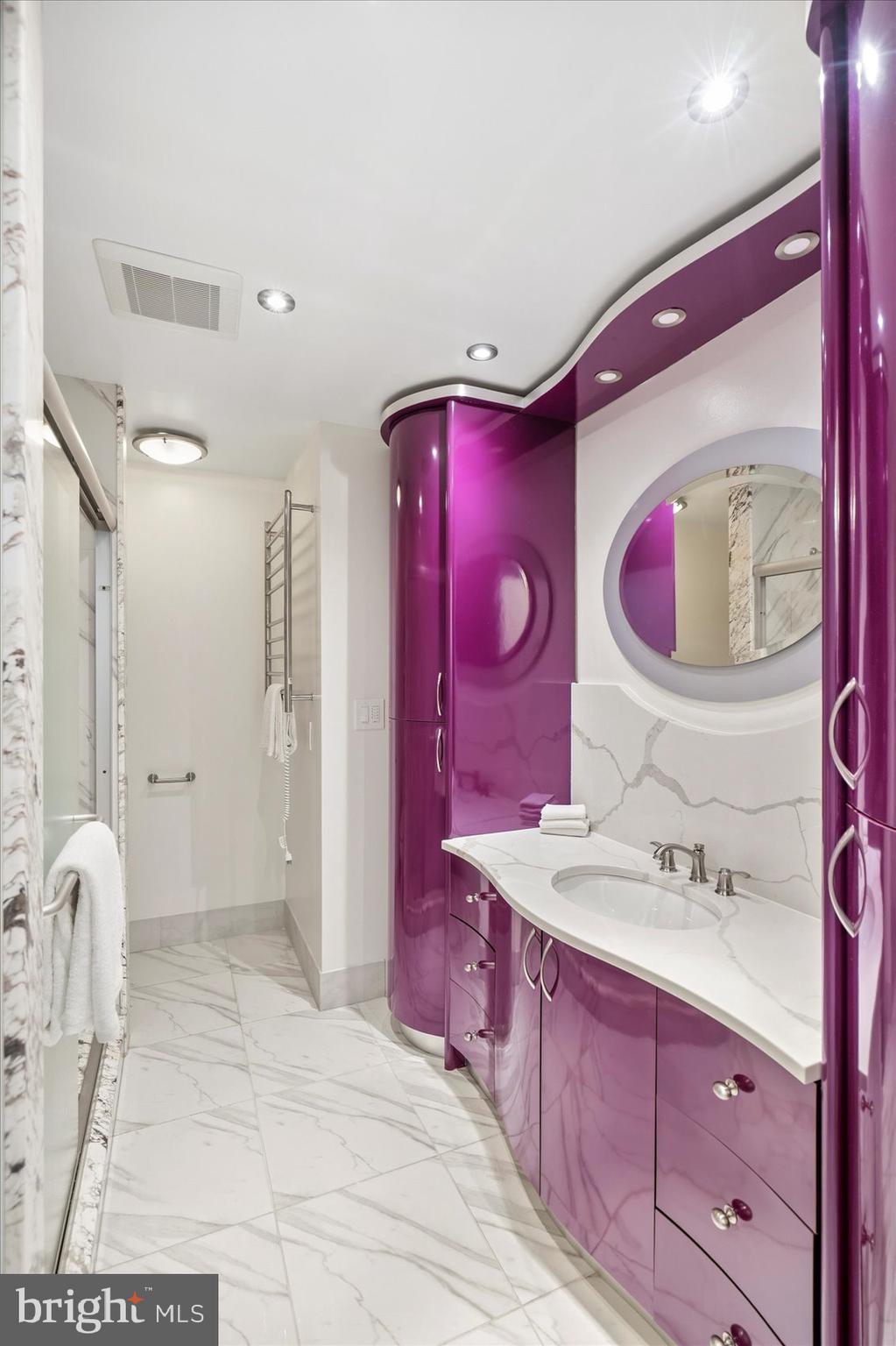 LODGE AT MCDONGH - Residential