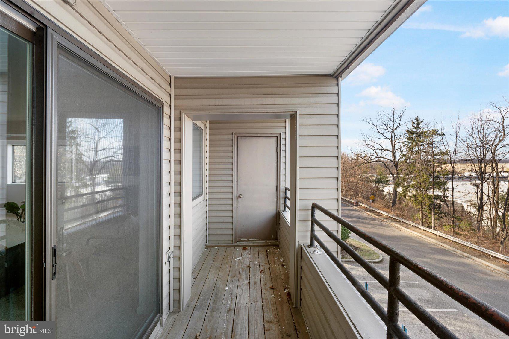 LODGE AT MCDONGH - Residential