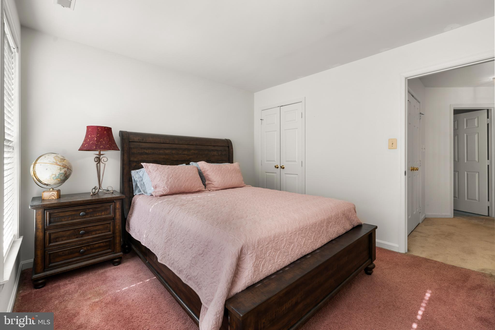 NORTHRIDGE - Residential