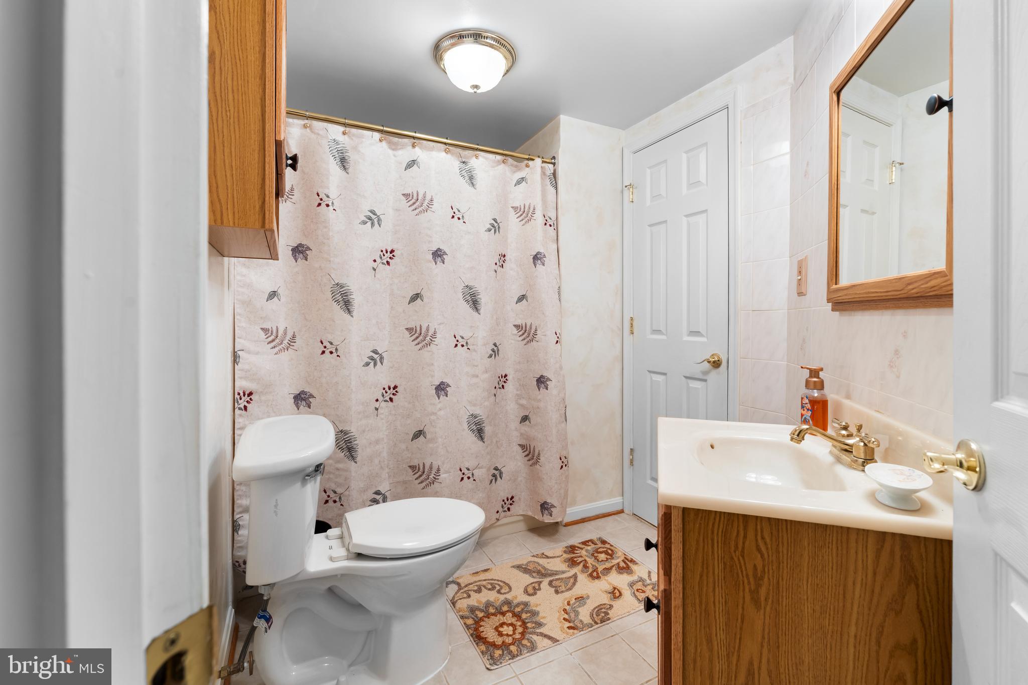 NORTHRIDGE - Residential