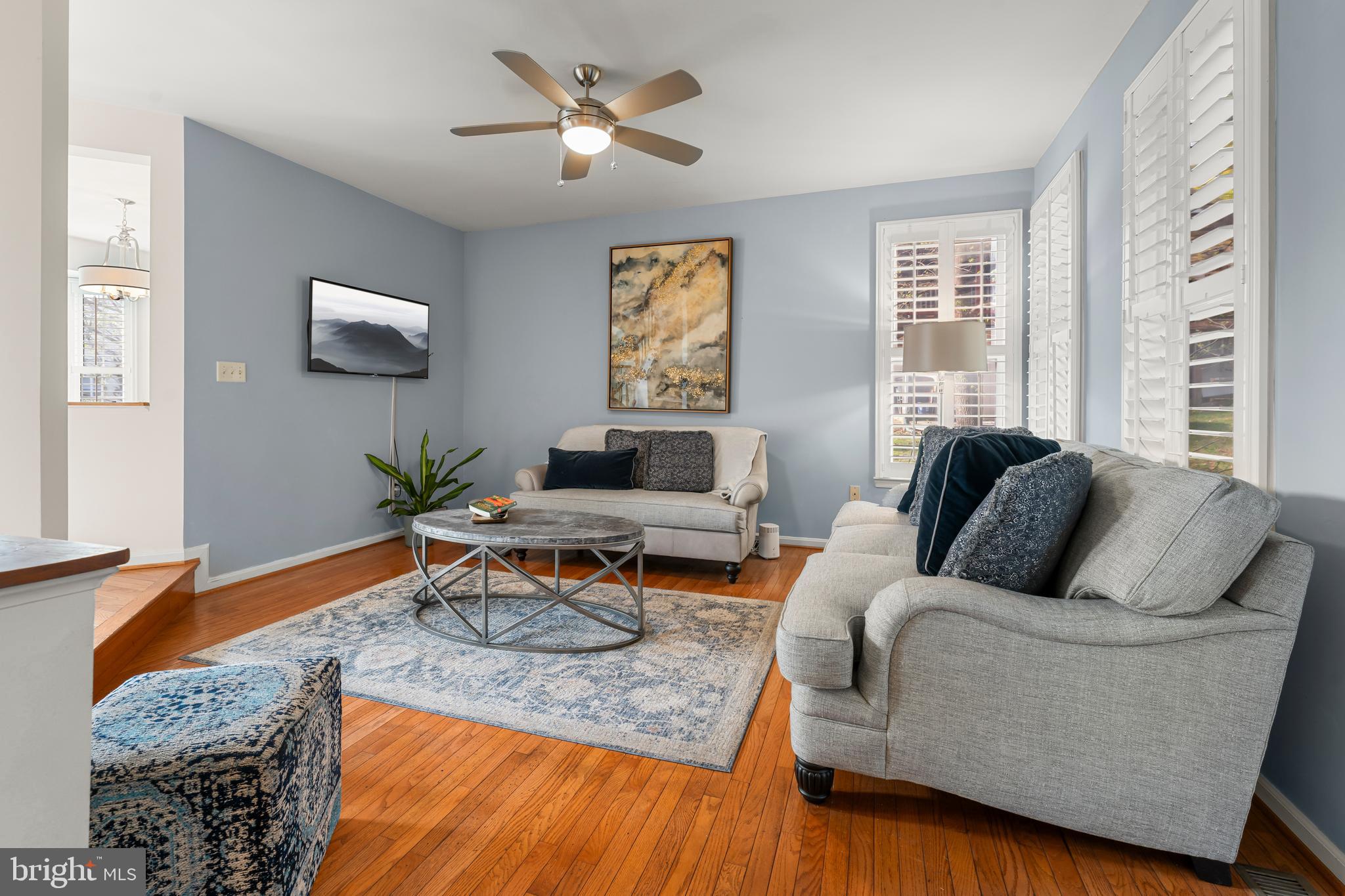 NORTHRIDGE - Residential