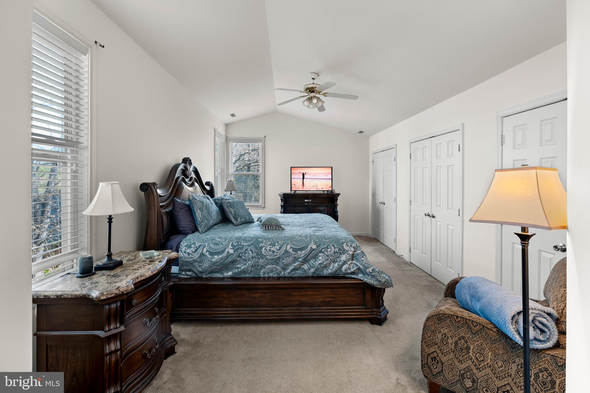 NORTHRIDGE - Residential