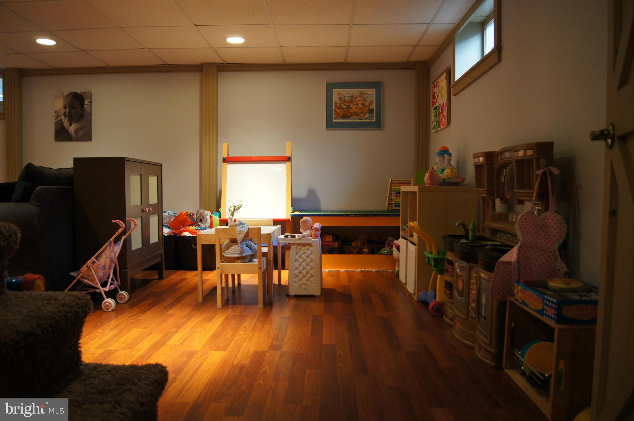 STONELEIGH - Residential