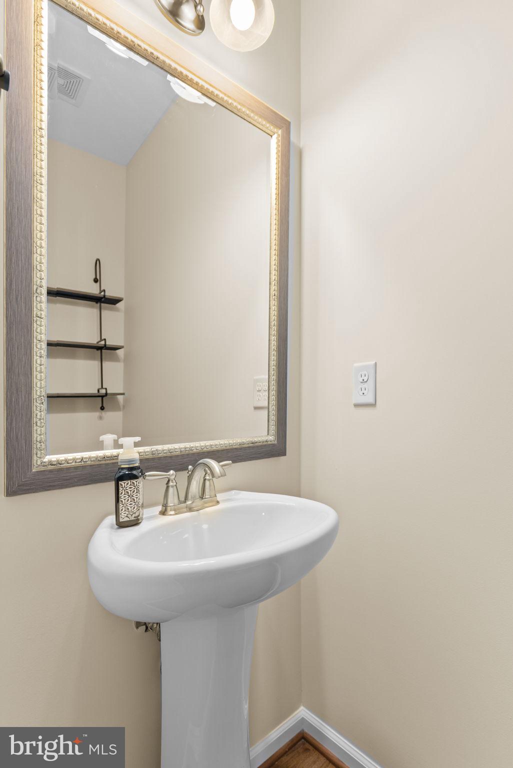 LAKE WILDERNESS - Residential