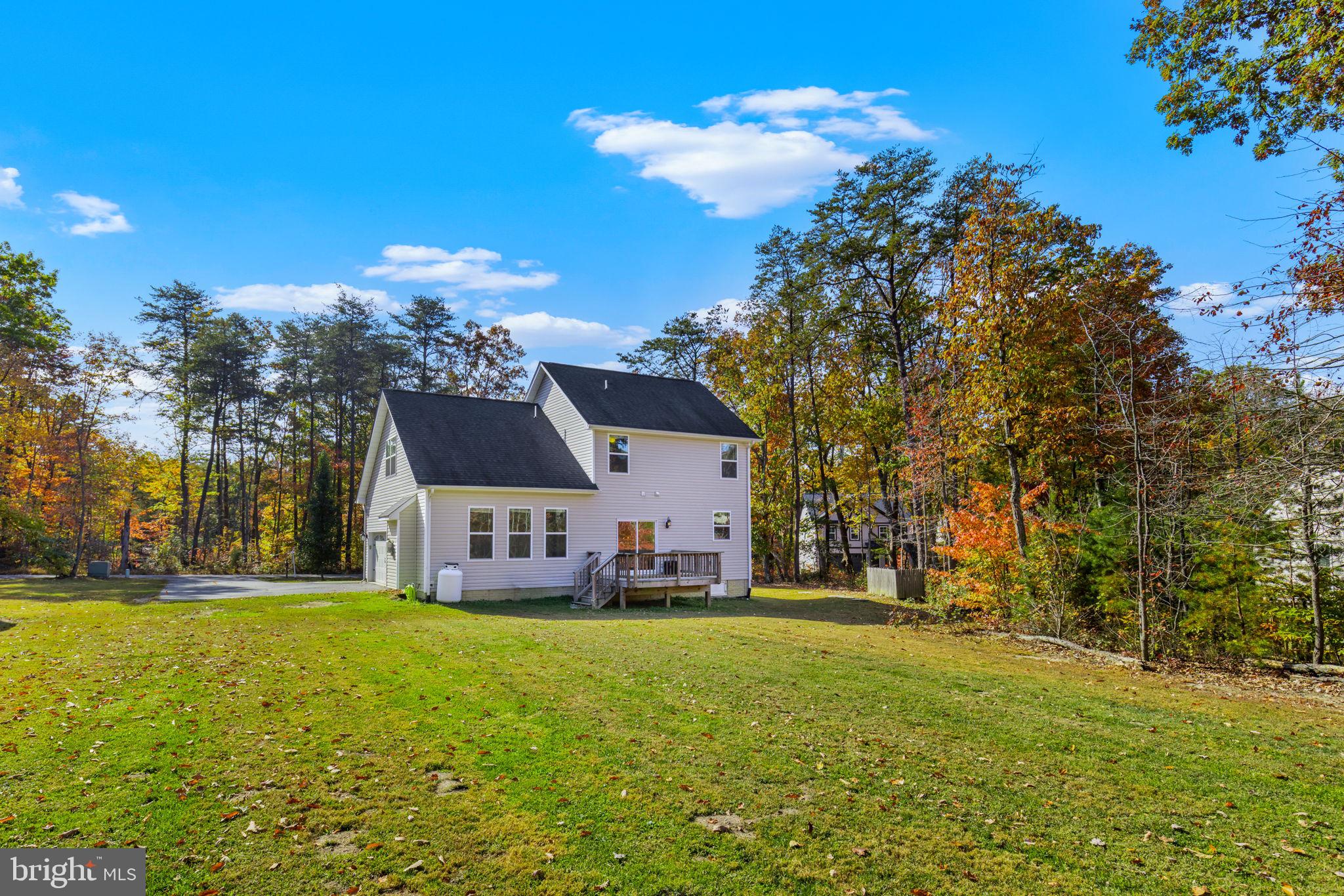 LAKE WILDERNESS - Residential