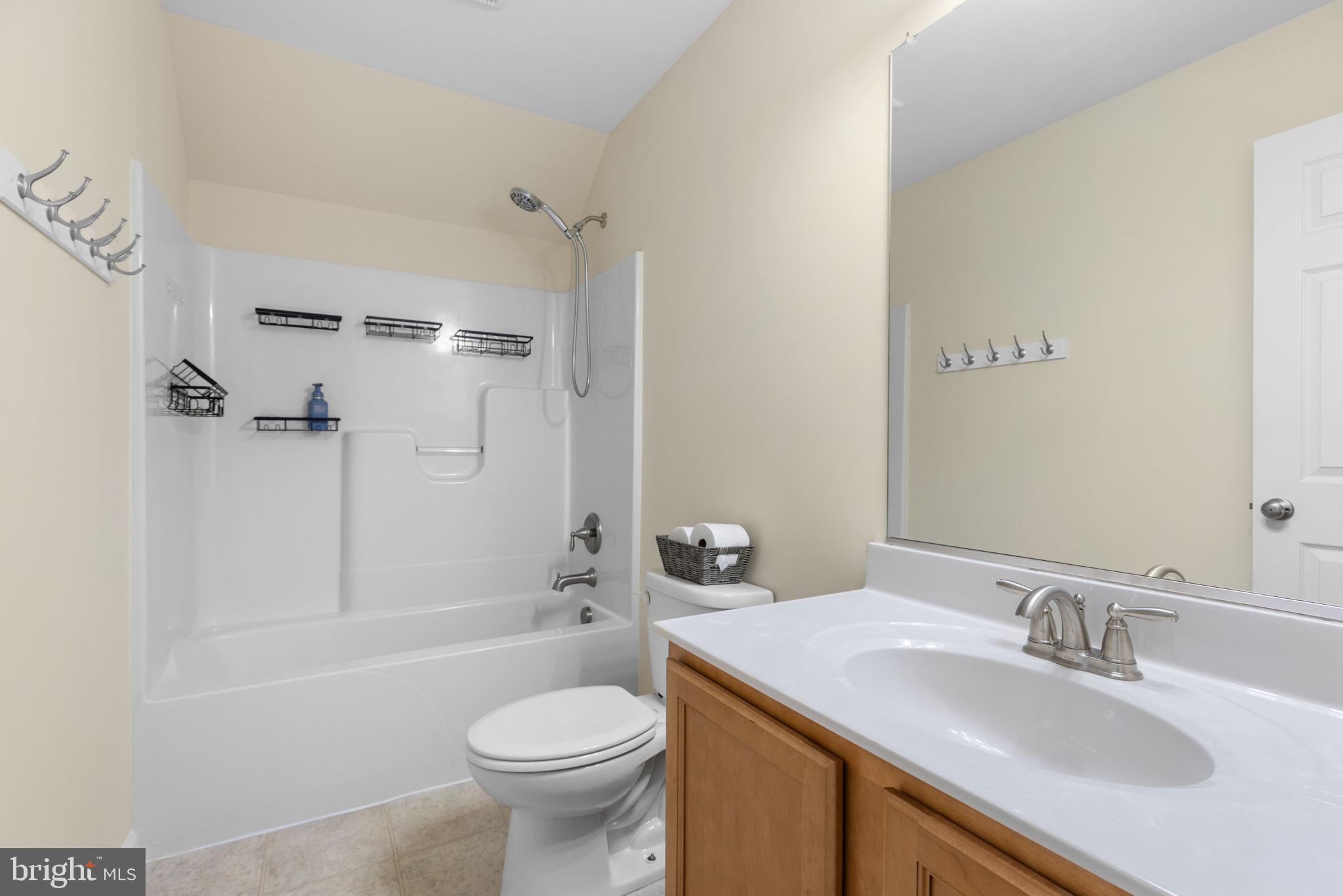 LAKE WILDERNESS - Residential