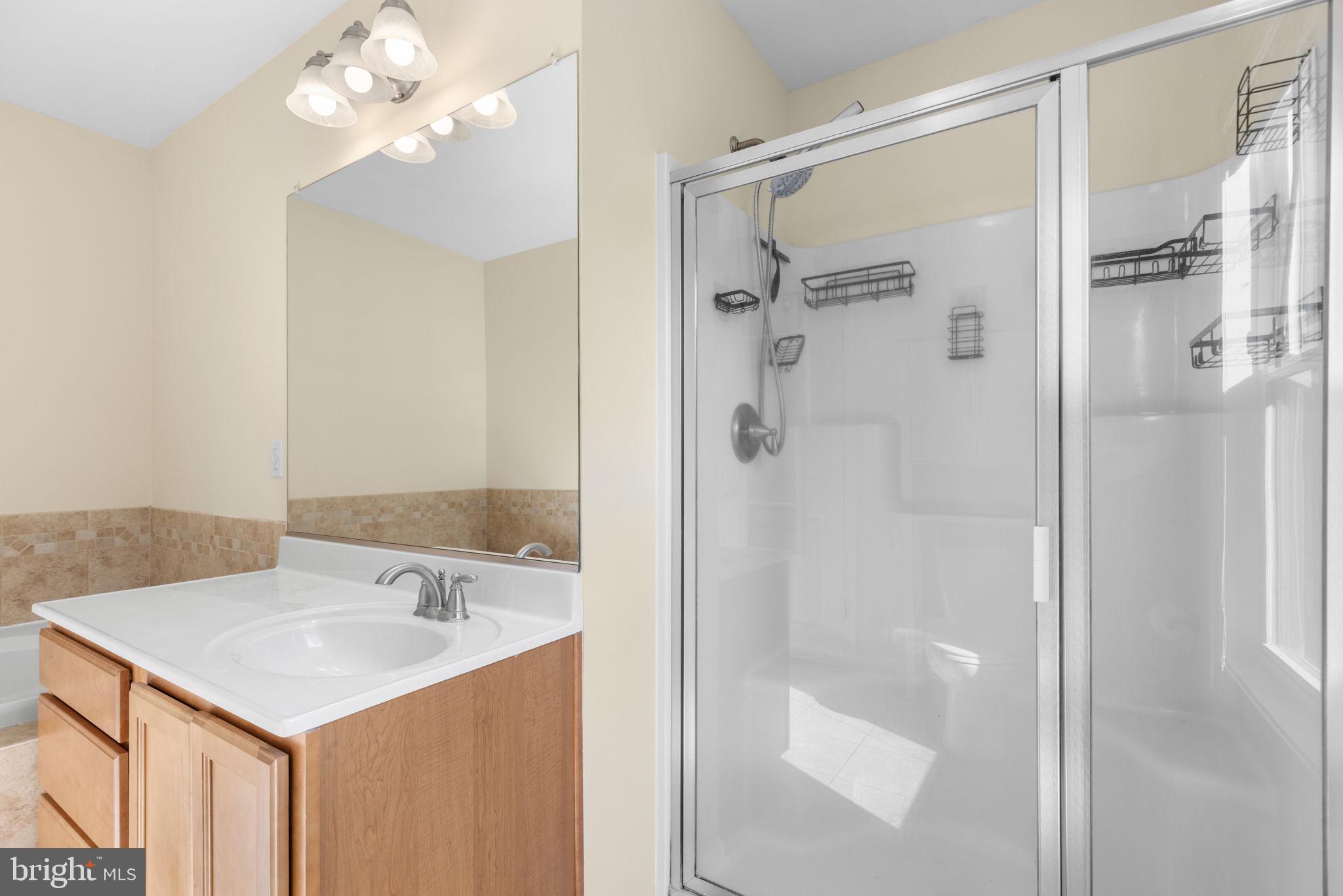 LAKE WILDERNESS - Residential