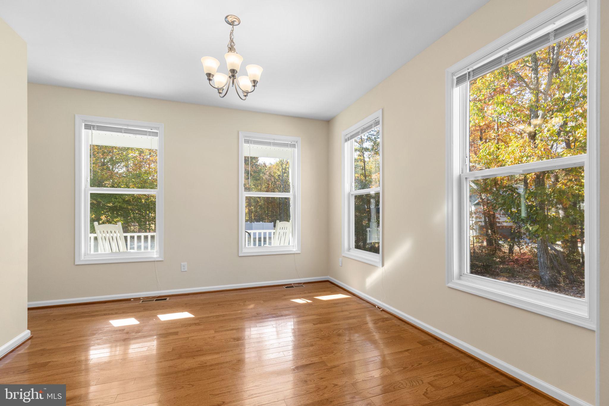 LAKE WILDERNESS - Residential