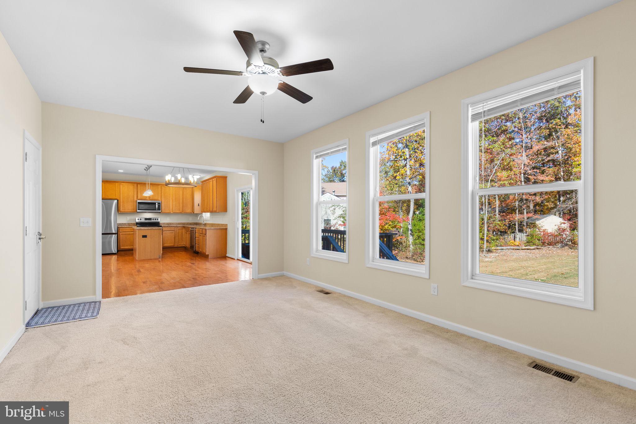 LAKE WILDERNESS - Residential