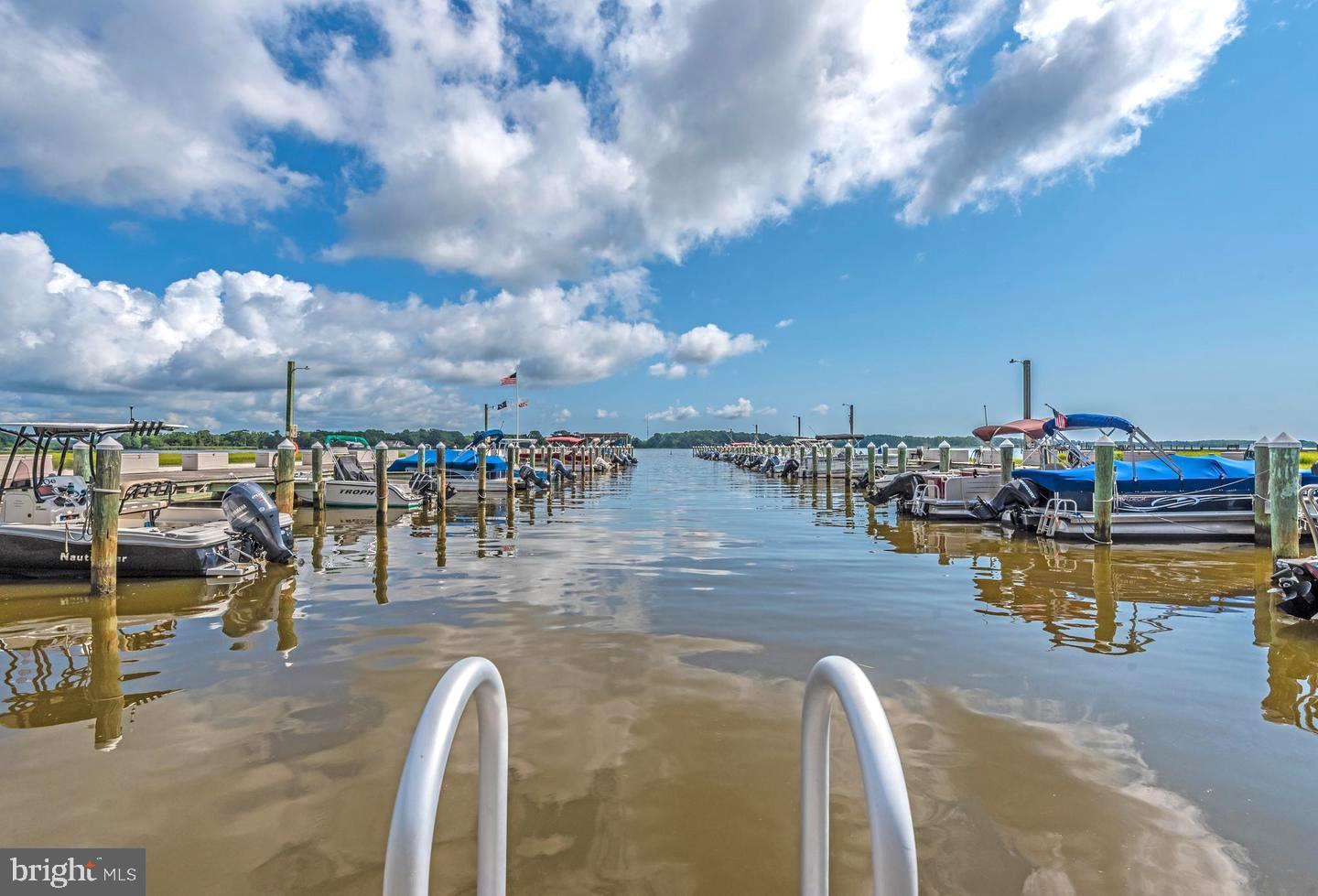 WHITE HORSE PARK III - Residential