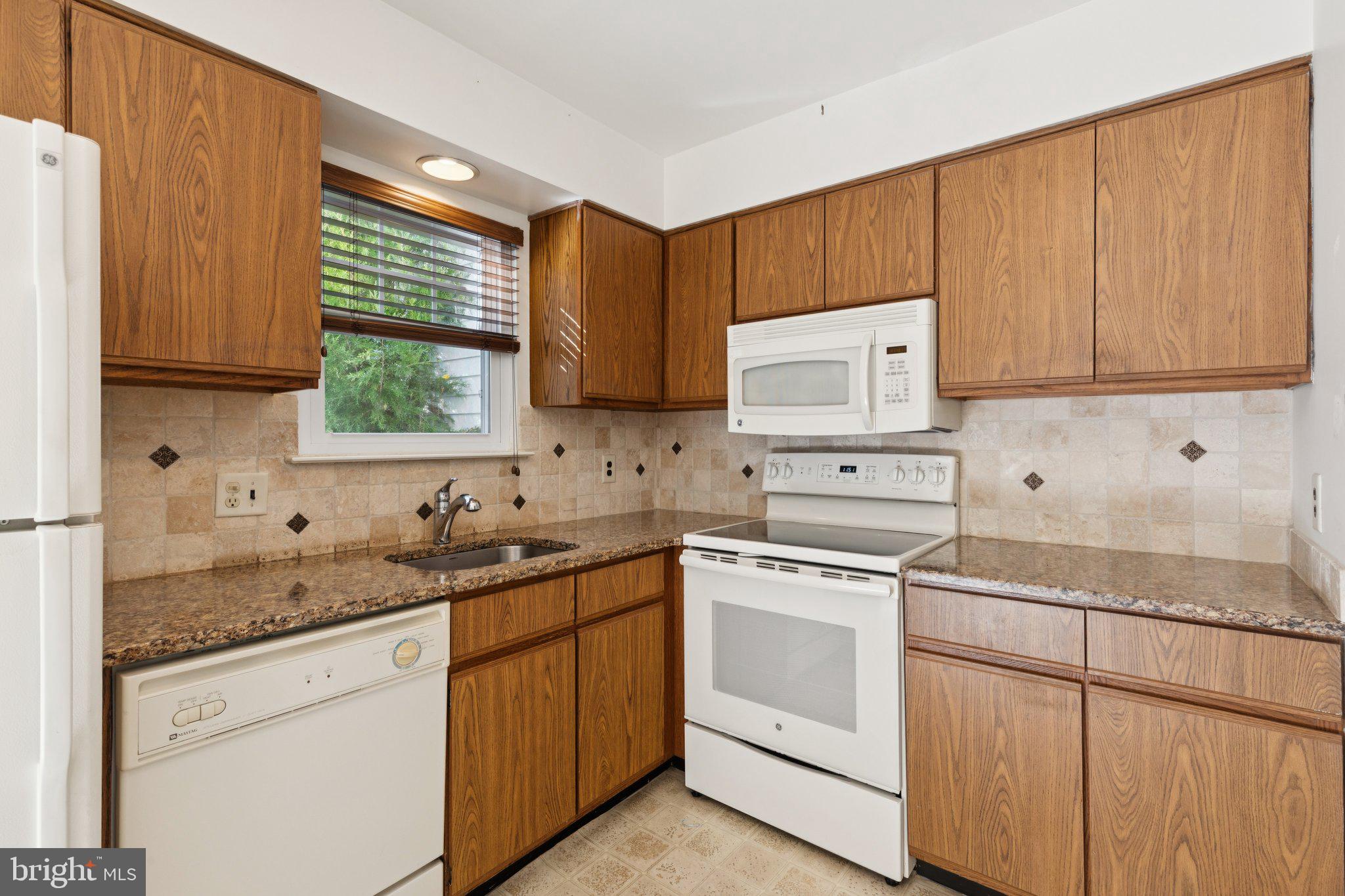 FAIRFIELD - Residential