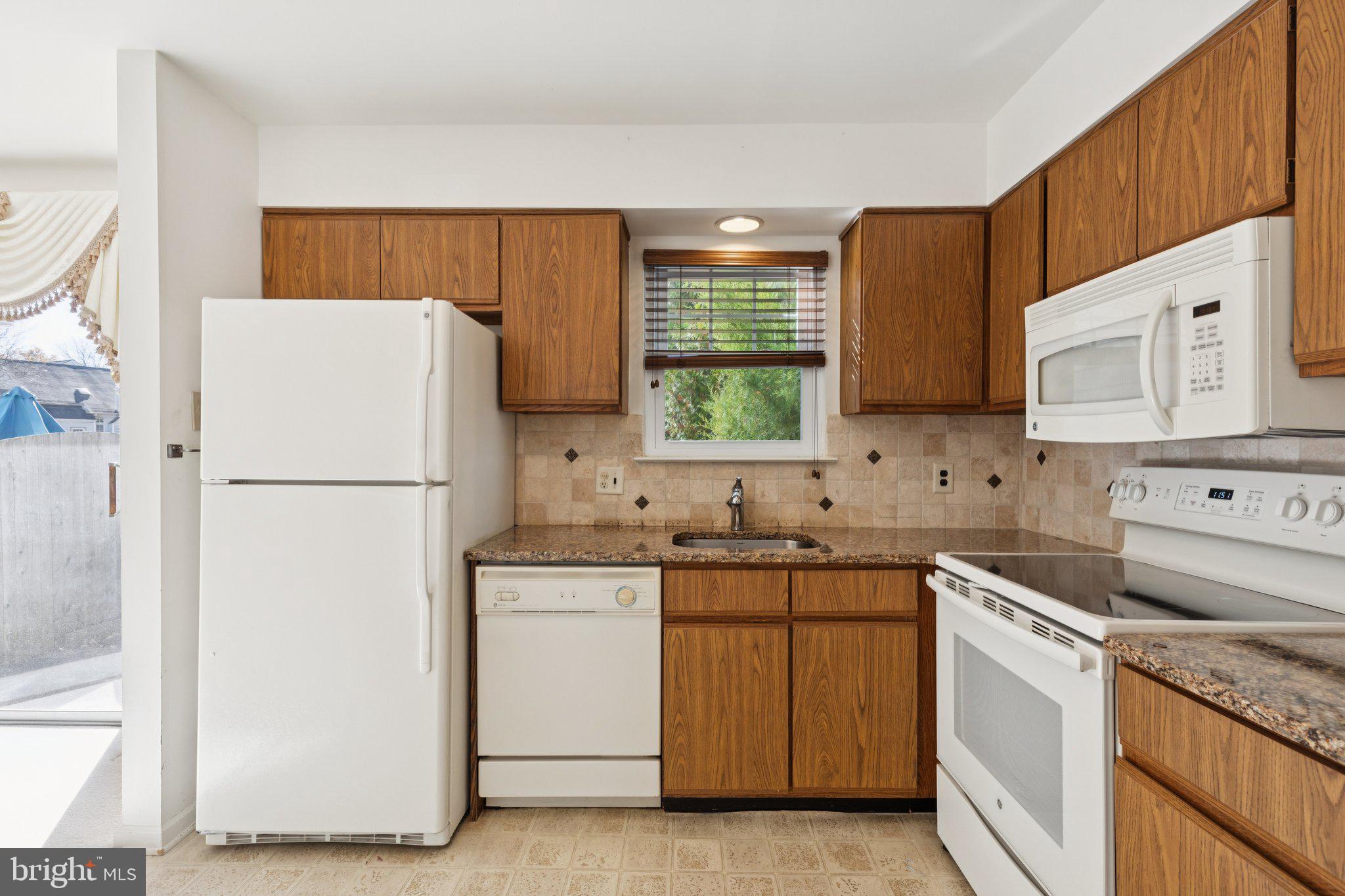 FAIRFIELD - Residential