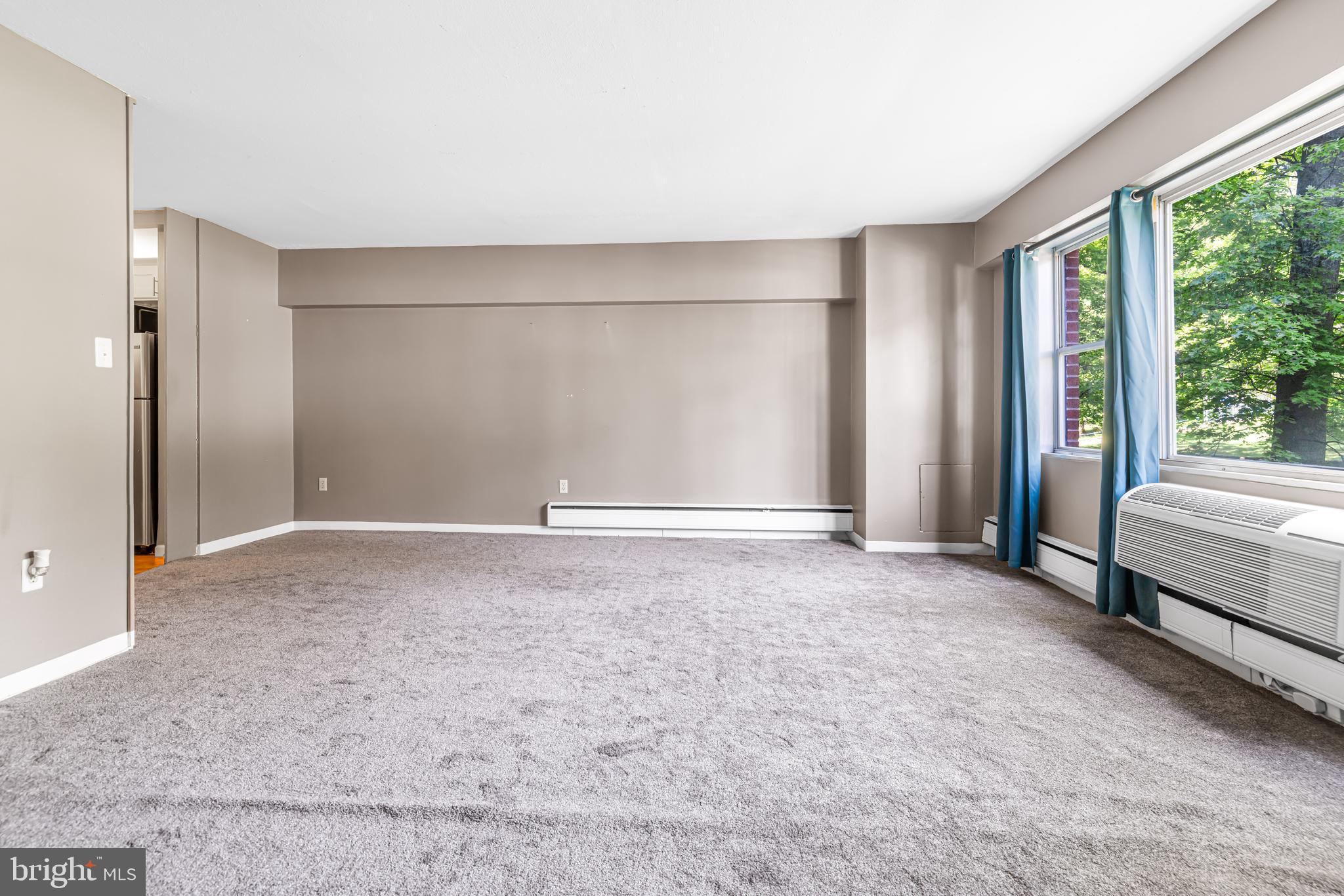 ELKINS PARK HOUSE - Residential