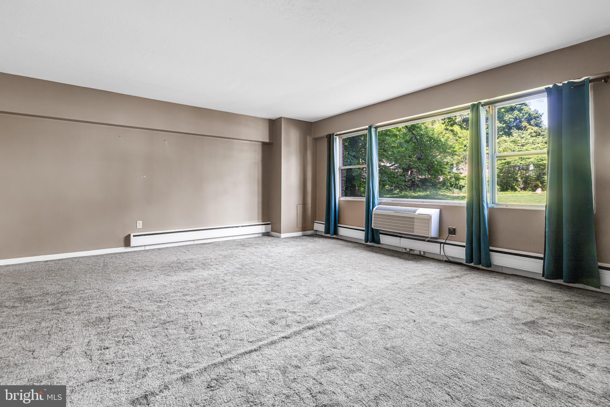 ELKINS PARK HOUSE - Residential