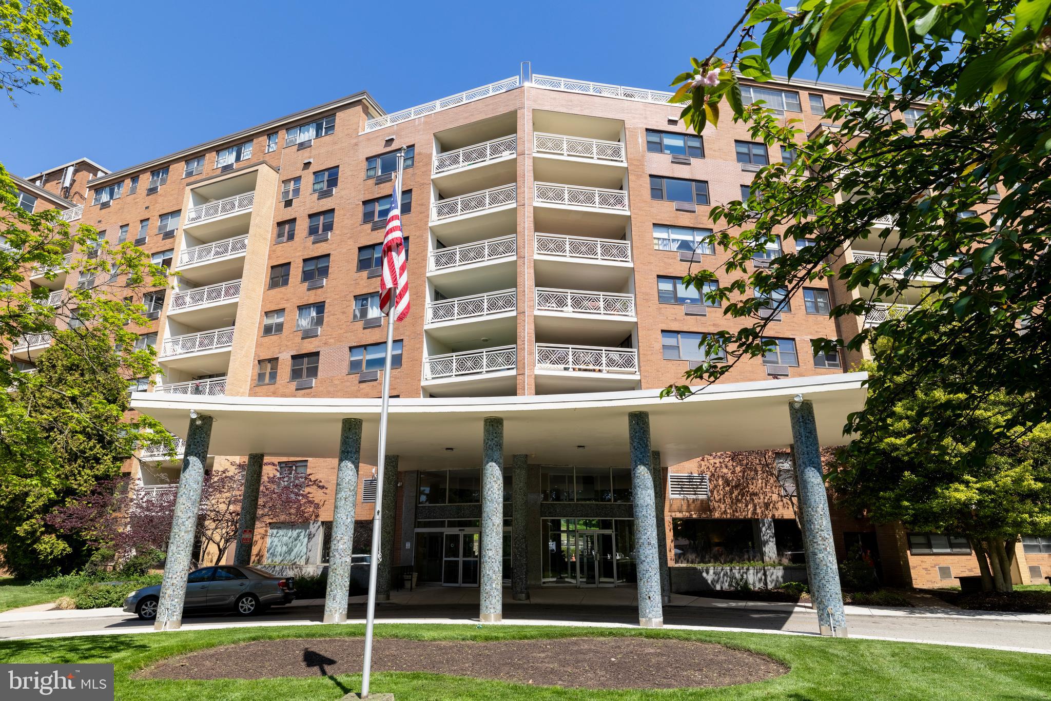 ELKINS PARK HOUSE - Residential