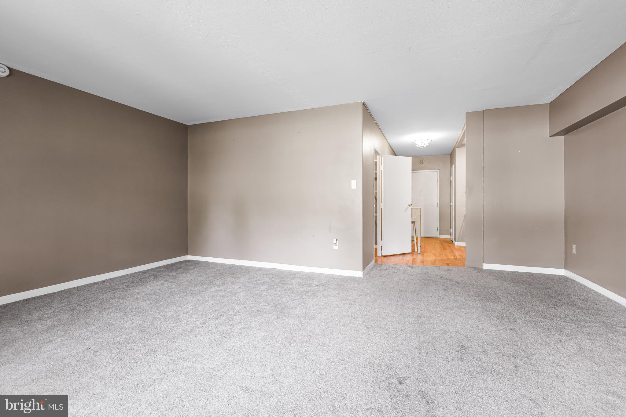 ELKINS PARK HOUSE - Residential