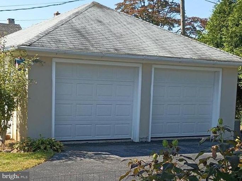 Photo of 8 Radcliff Road, WOMELSDORF, PA 19567 (MLS # PABK2062304)